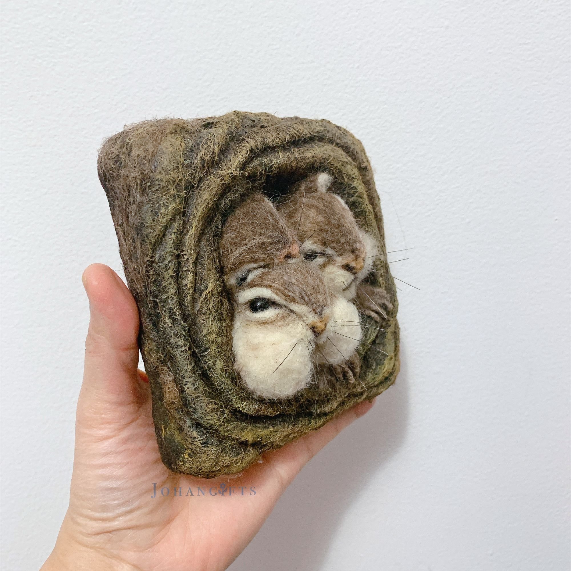 needle-felted-chipmunks-rustic-tree-trunk-sculpture.jpg
