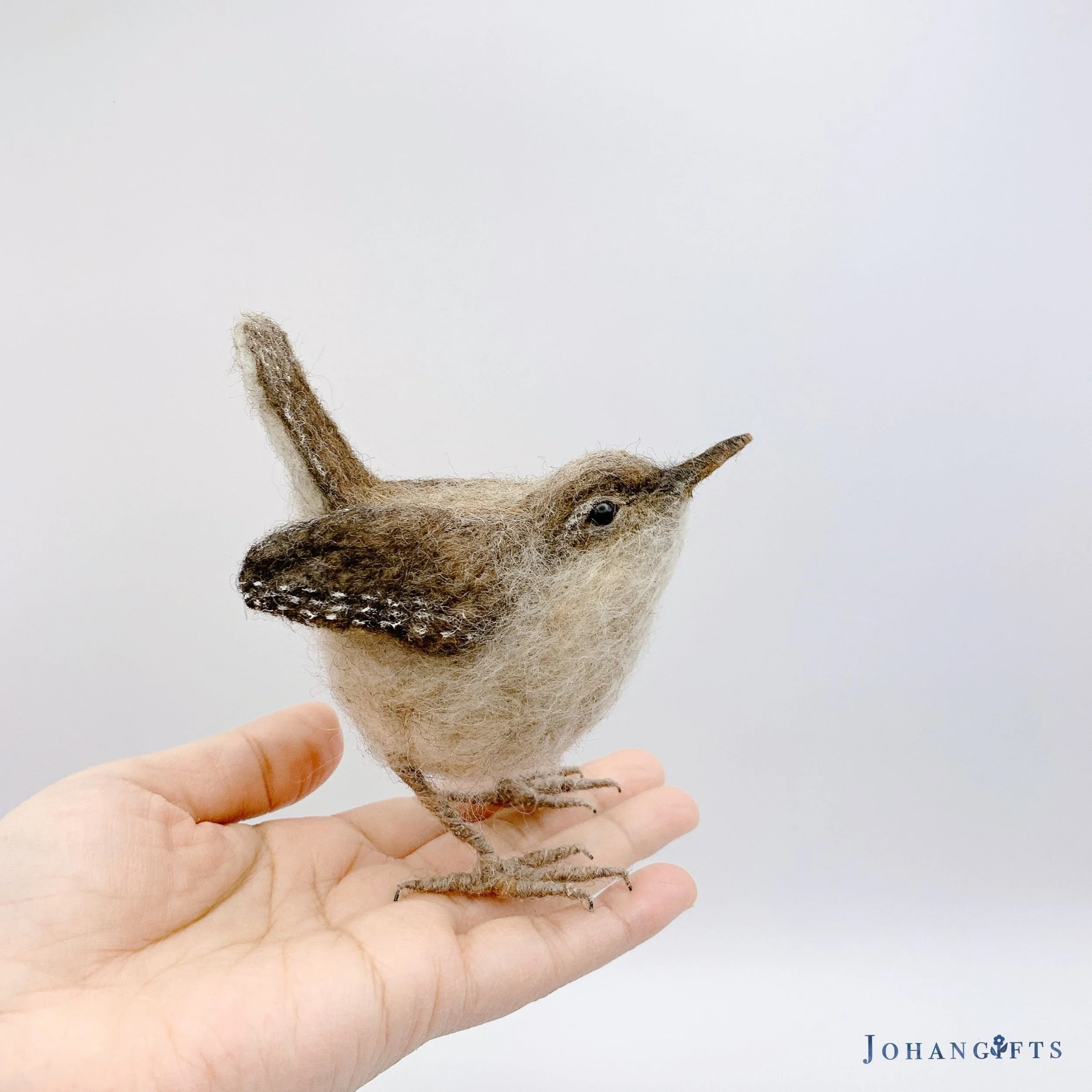 needle-felted-wren-bird-sculpture.jpg (Copy)