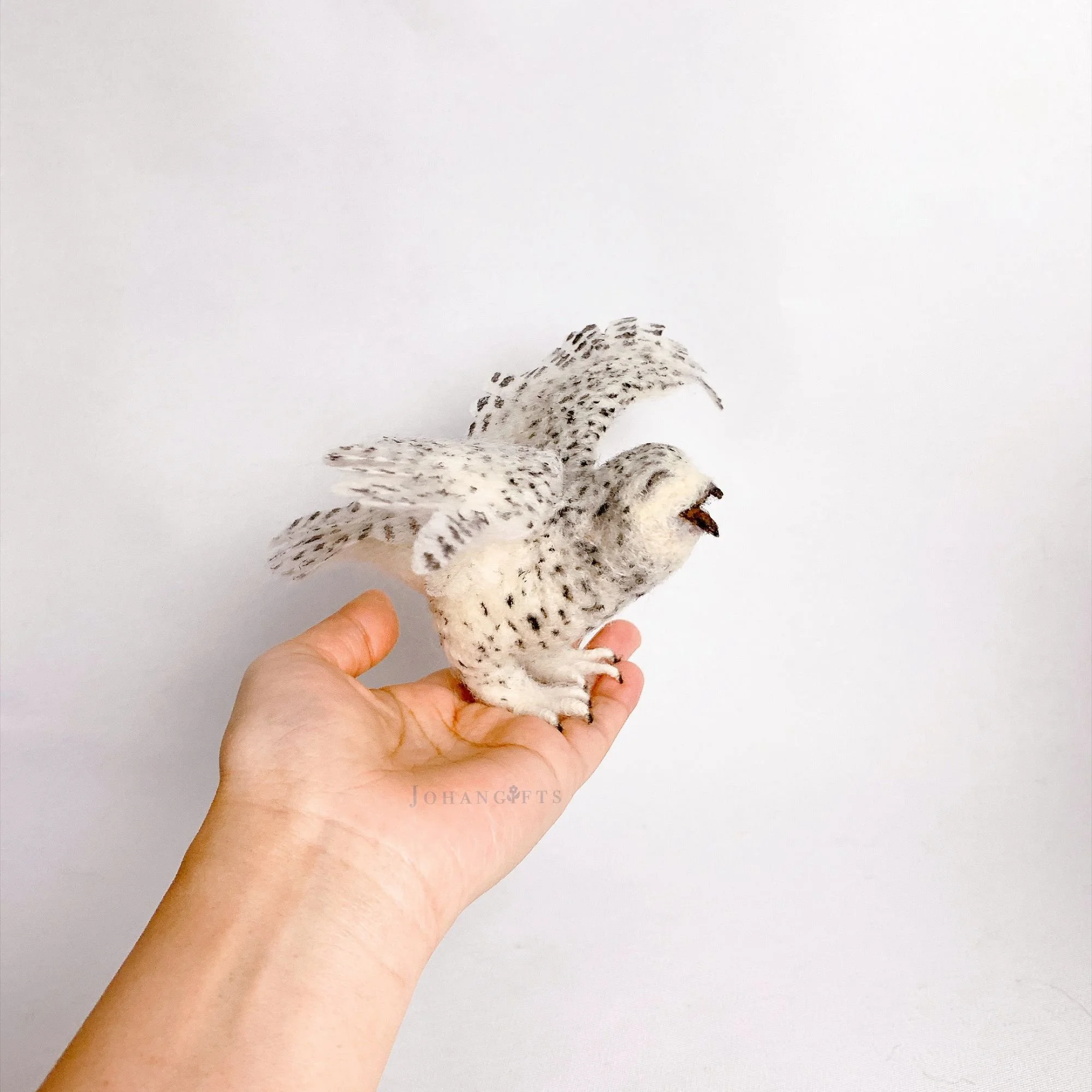 needle-felted-snowy-owl-sculpture-wings-spread.jpg