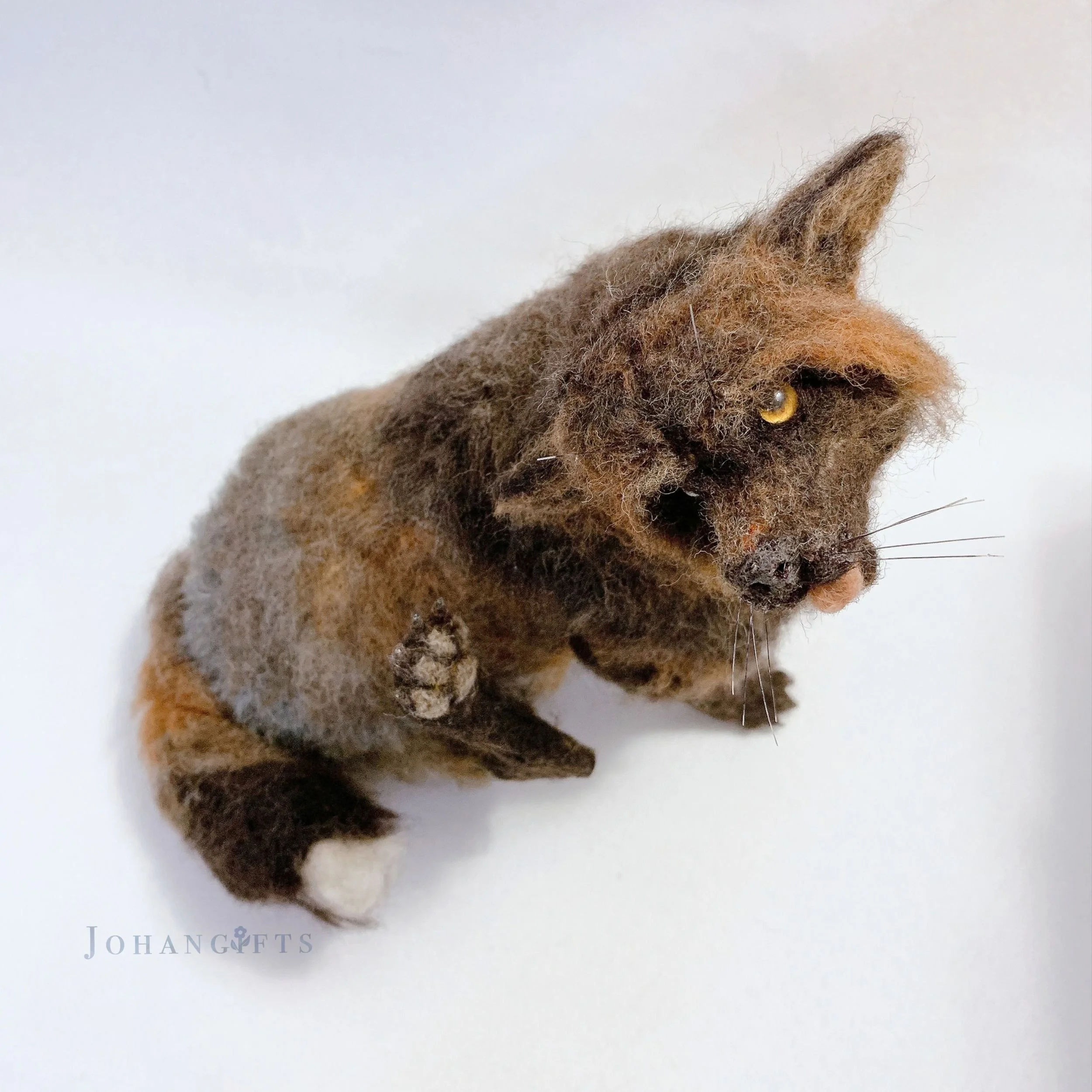 cross-fox-realistic-felted-animal-art.jpg