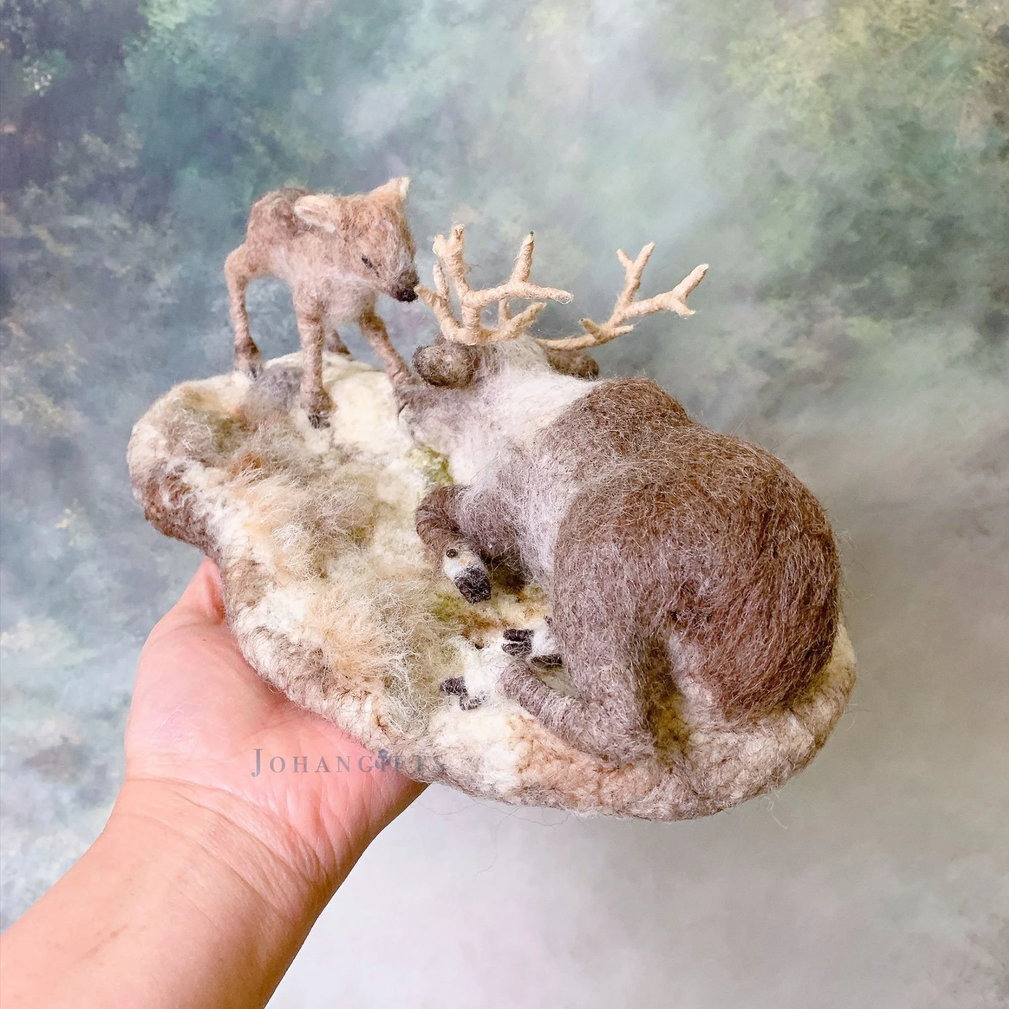 realistic-caribou-with-calf-needle-felted-art.jpg