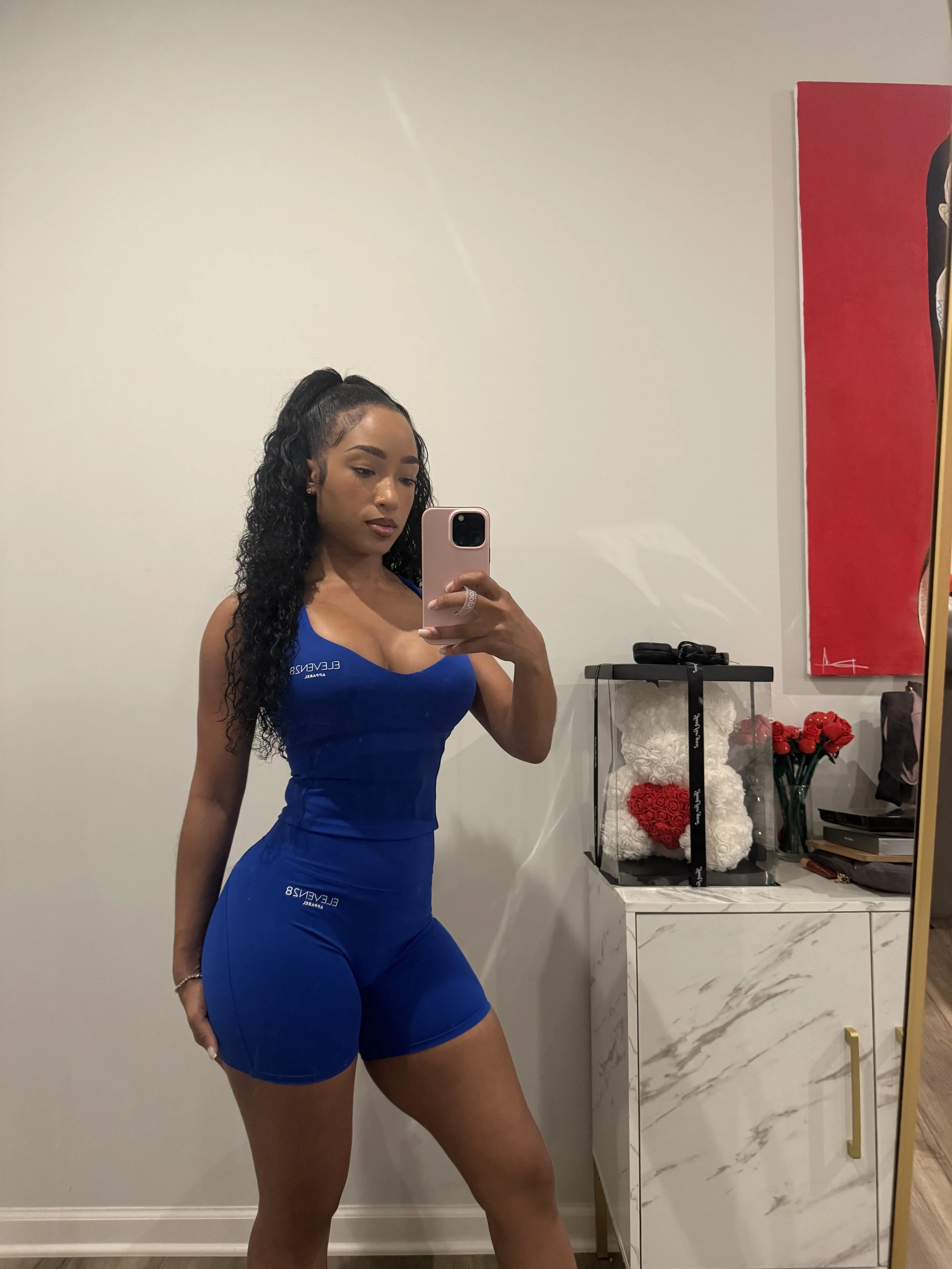 Royalty 1128.jpg