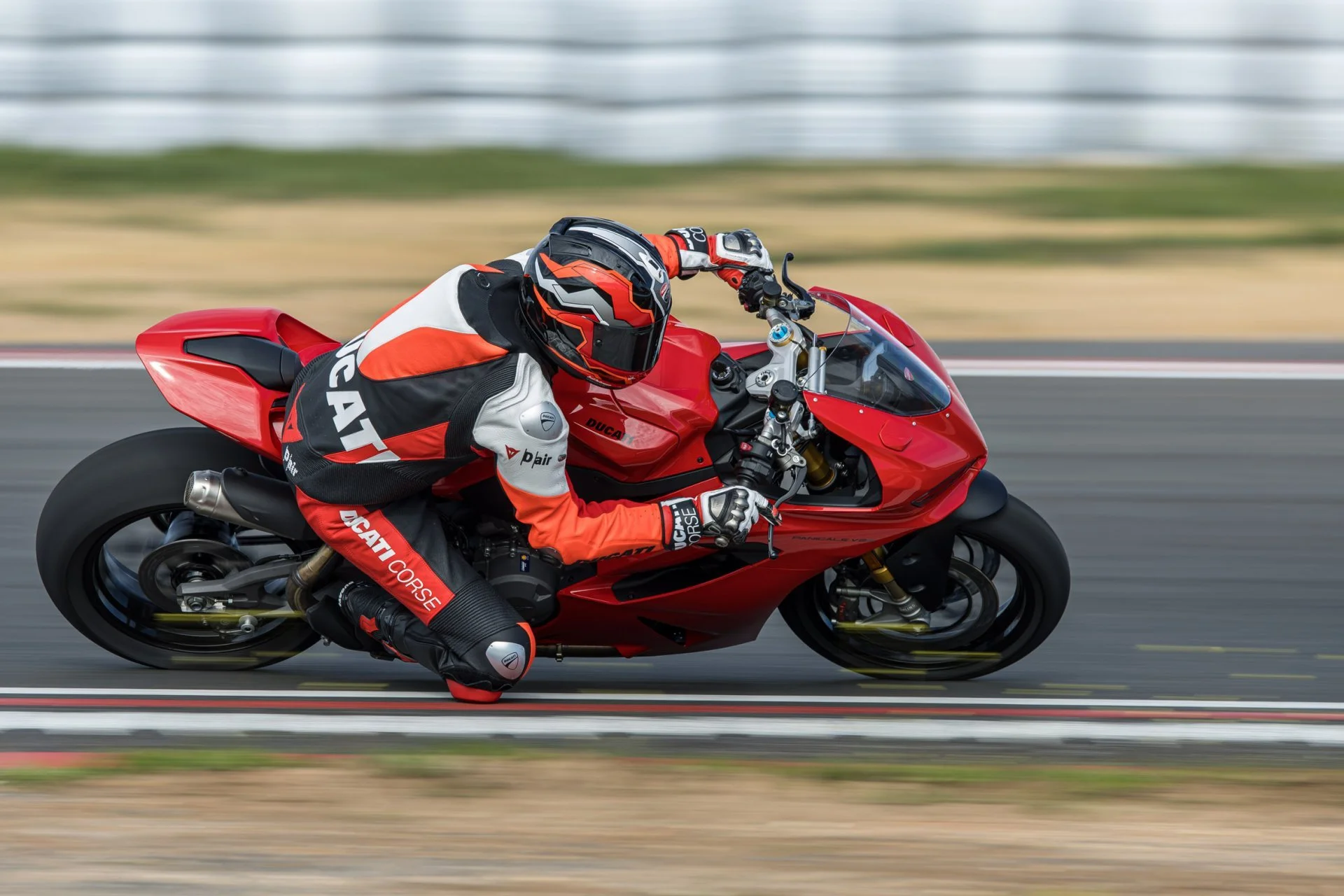 Panigale V2 <br> Få 10 000 kr att handla för!