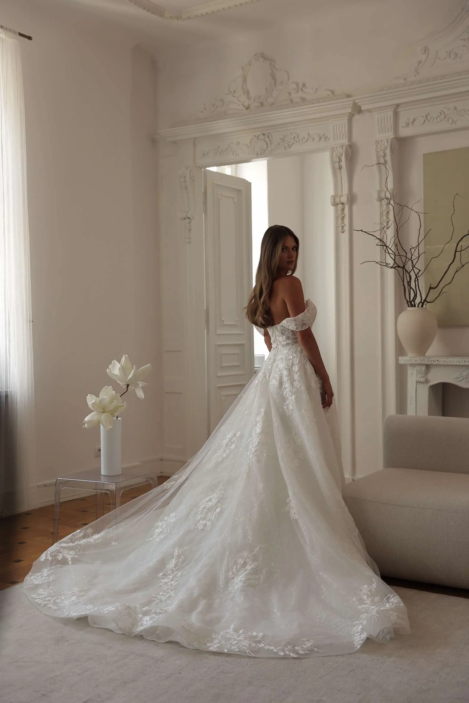 Lawoll Brautkleid