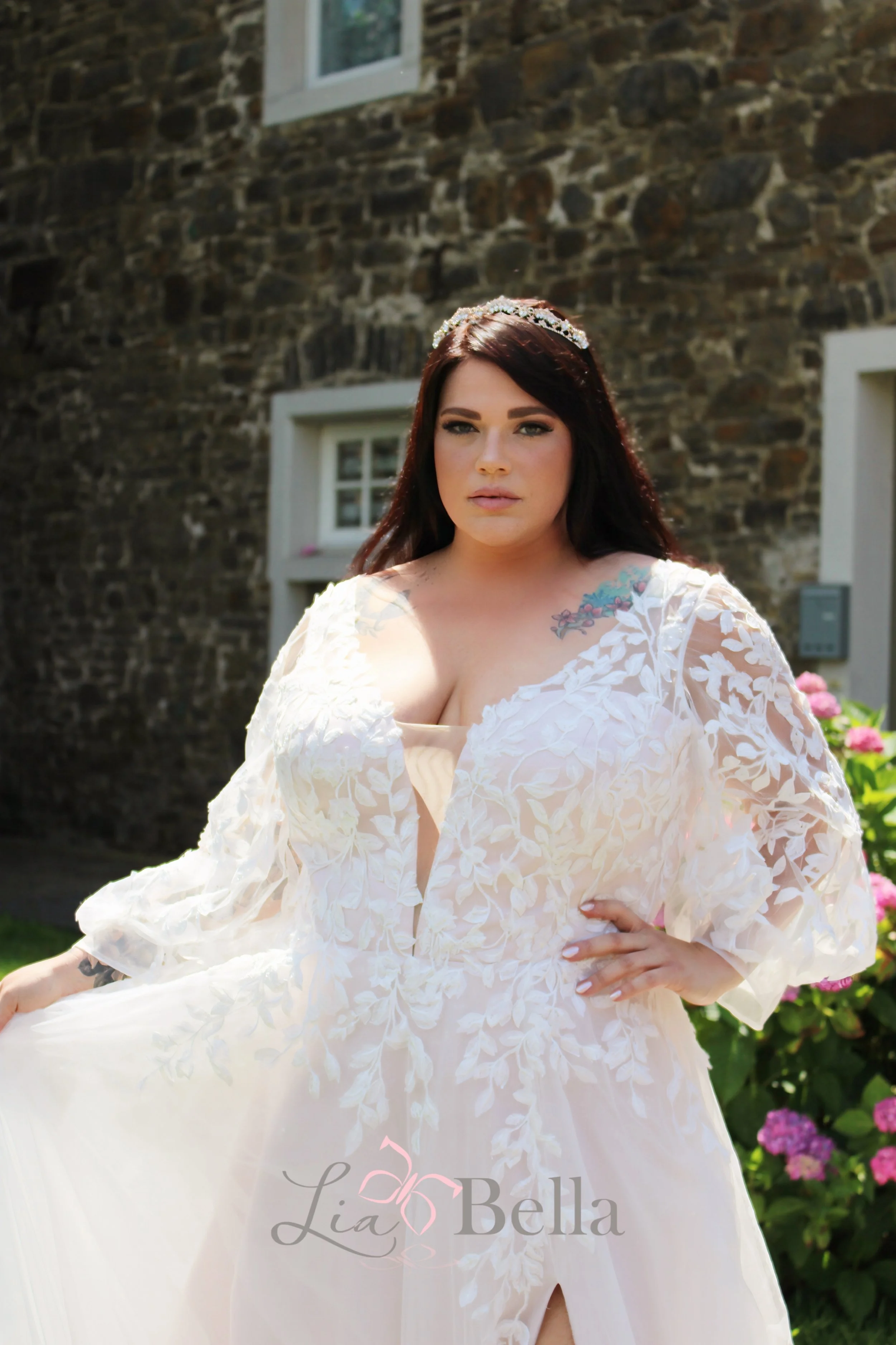 Lia Bella Royal Curvy