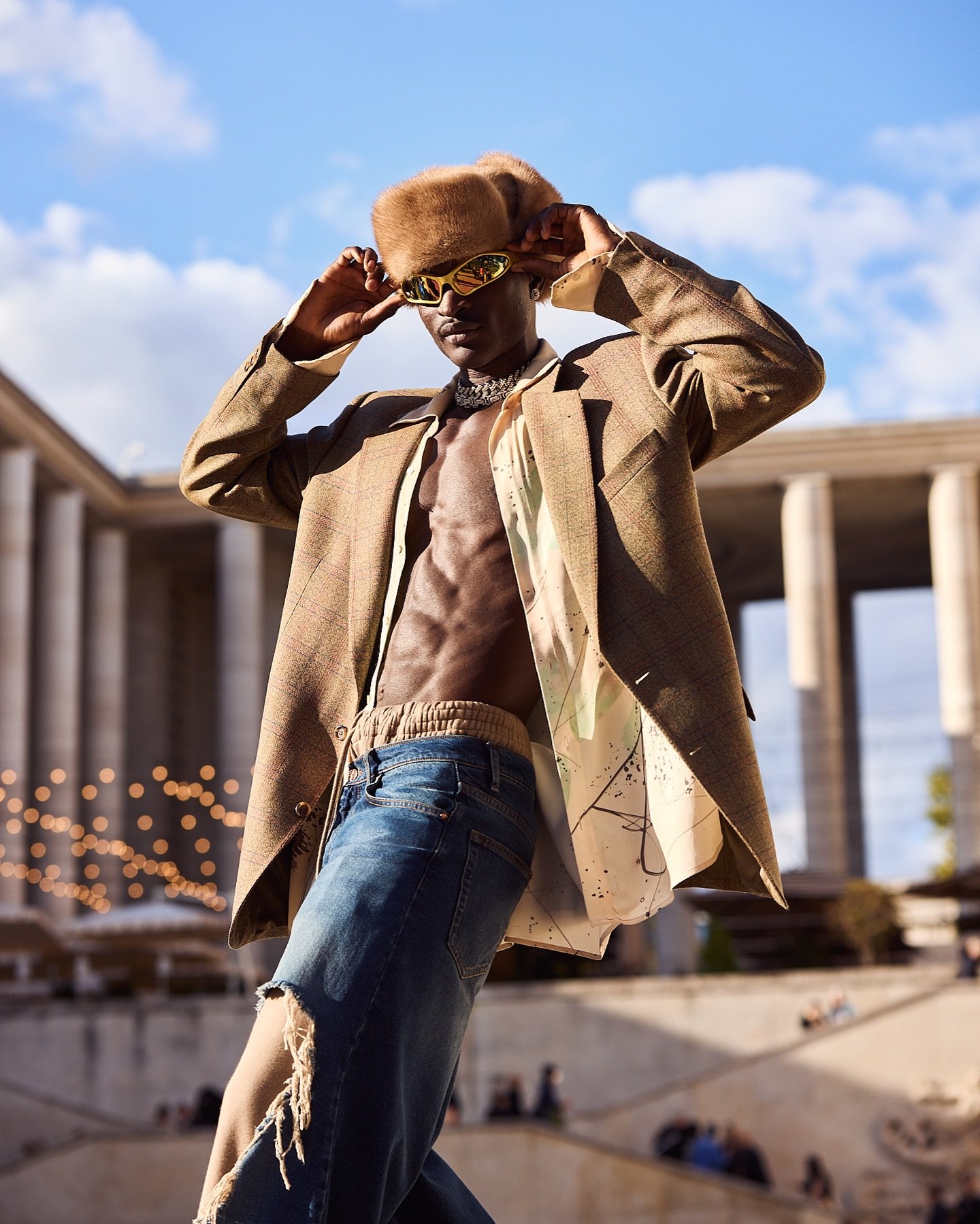 Turning something from an idea into a reality can make it seem smaller. It changes from unearthly to earthly.

The imagination has no limits.
The physical world does.
The work exists in both.

Model | @playboi_carti626 
Fashionweek | @parisfashionwee