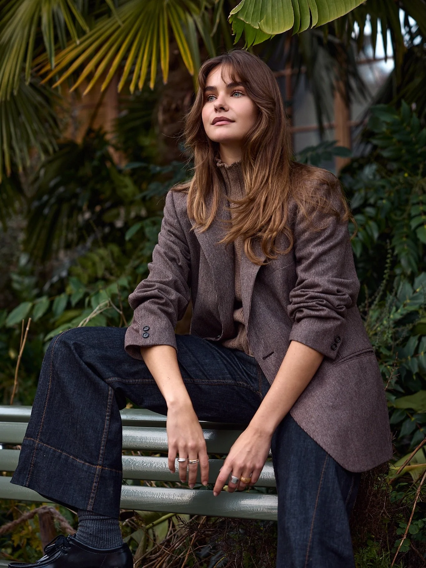 The act of creation is an attempt to enter a mysterious realm. A longing to transcend. What we create allows us to share glimpses of an inner landscape, one that is beyond our understanding. Art is our portal to the unseen world.

Model | @lind.laura