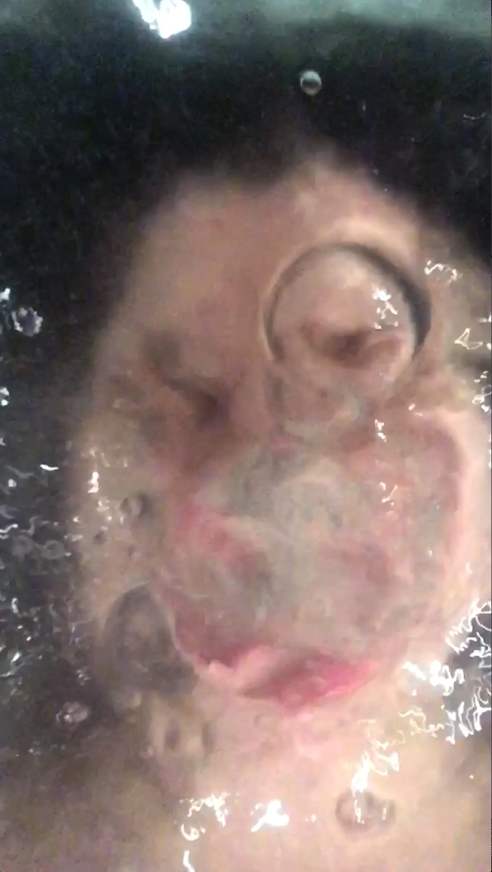 Solo (bubbles)_still 3_CC.jpg