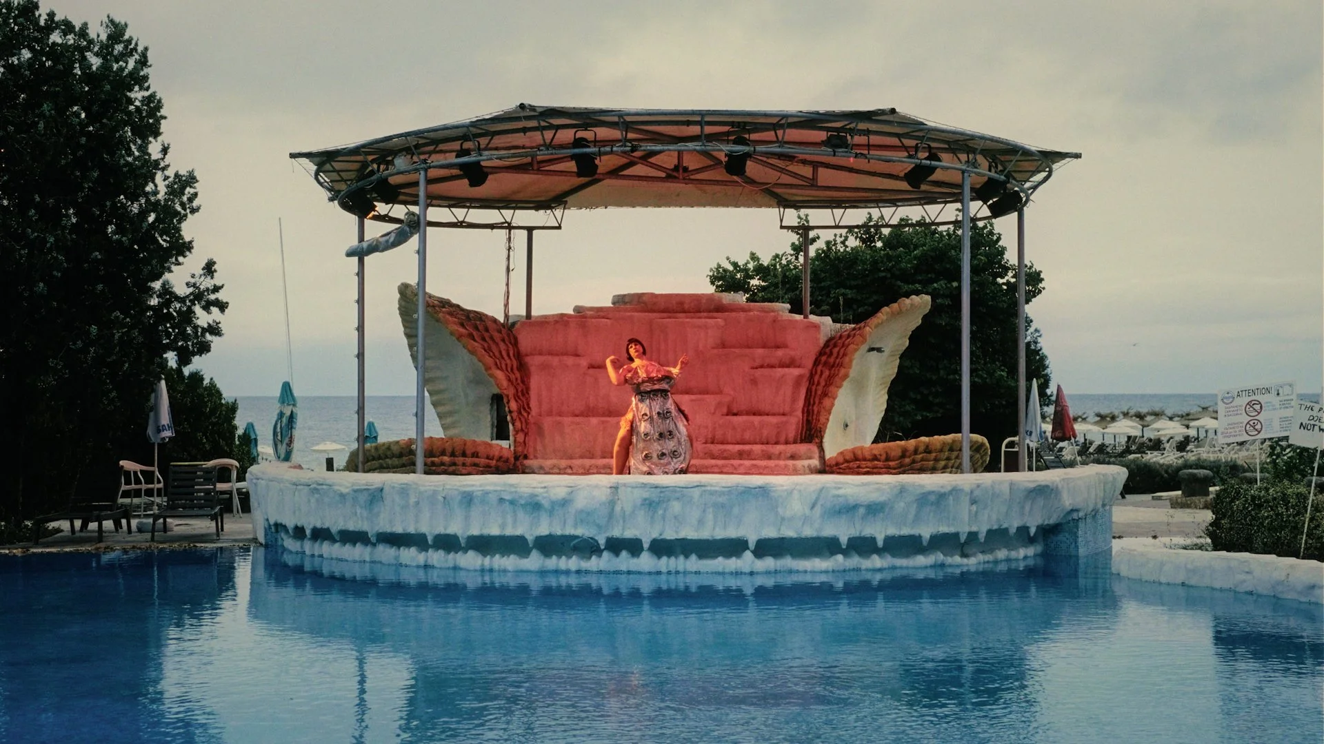 Sirena Spidera still 3.jpg