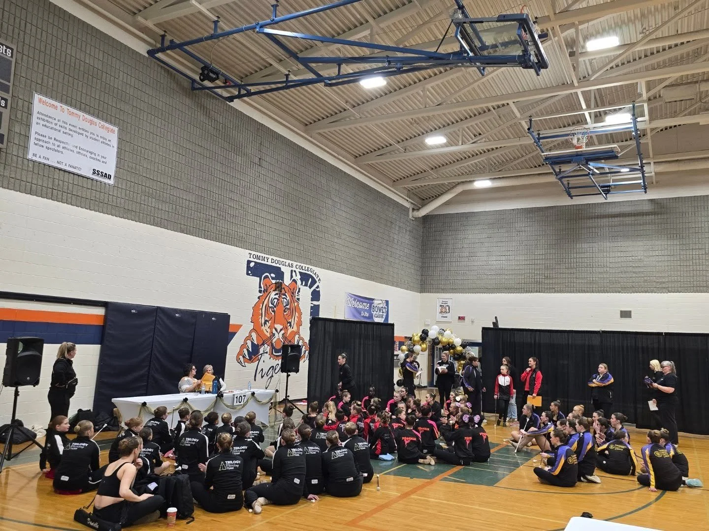 Congratulations 🎉 to all athletes and coaches on a fabulous start to the competition season yesterday at the Bridge City Open! 🌉It was so much fun seeing all the routines on the floor for the first time! Thank you @trilogytwirlingteam for hosting s