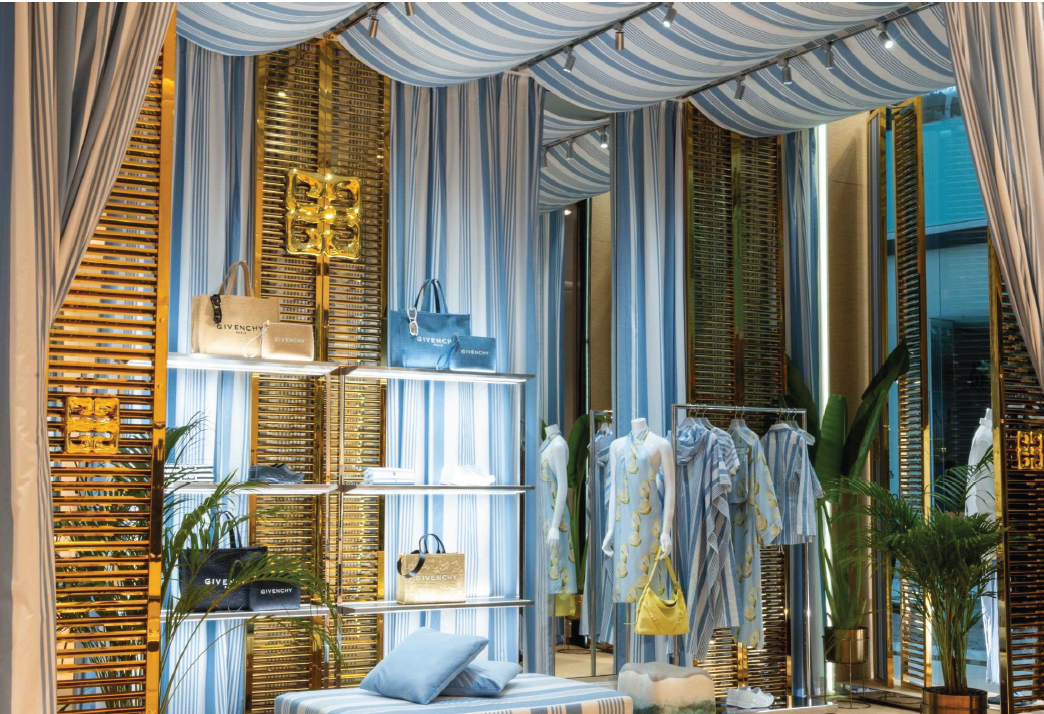 Givencvhy Podium 1.png