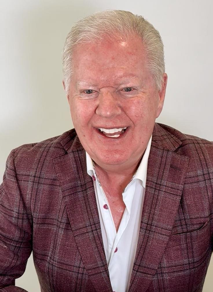JULIAN SIMMONS