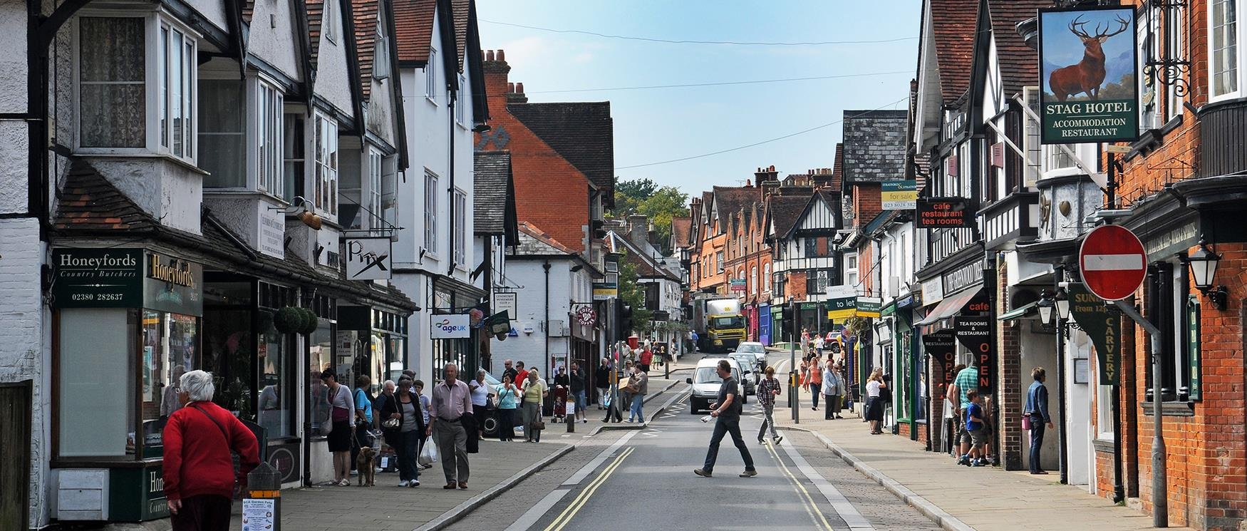 lyndhurst.jpg