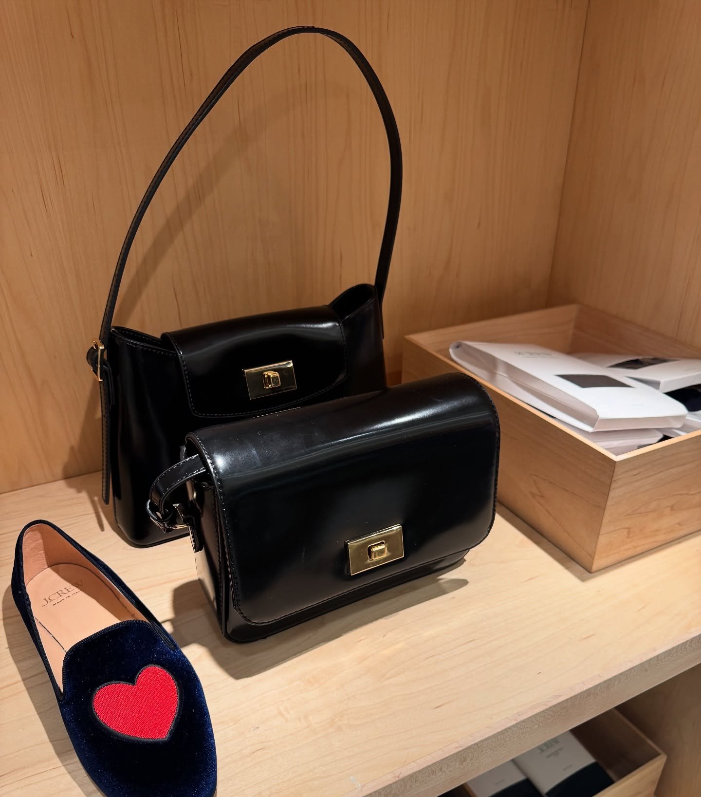 OK, V day is coming up! Time to give yourself a lot of self love! I stumbled across these loafers and bags at @jcrew and ❤️ them. Please reach out if you'd like to join my next field trip in early February, which will include a lot of great style &am