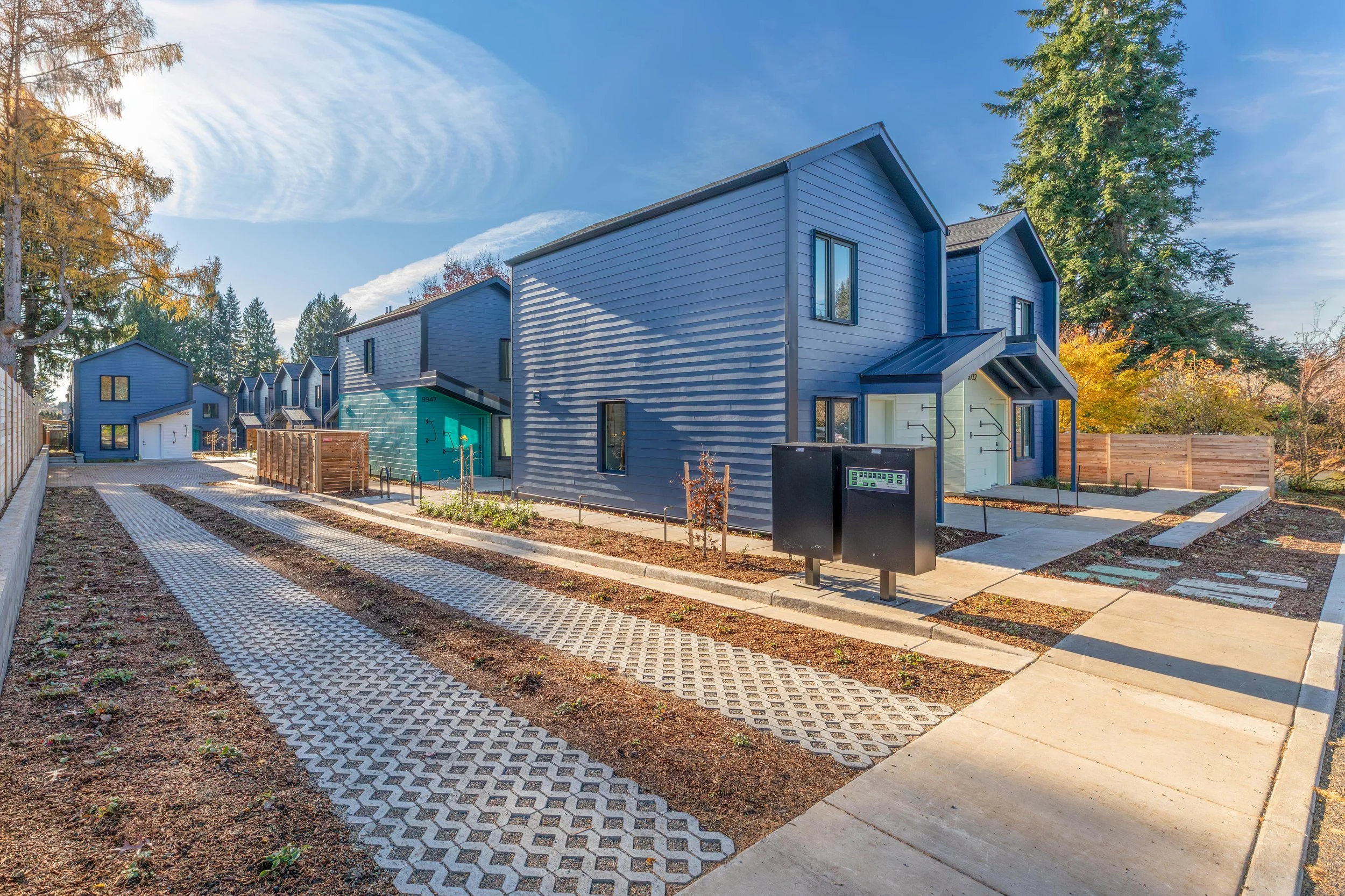 SHORTSTACK COTTAGE CONDOS