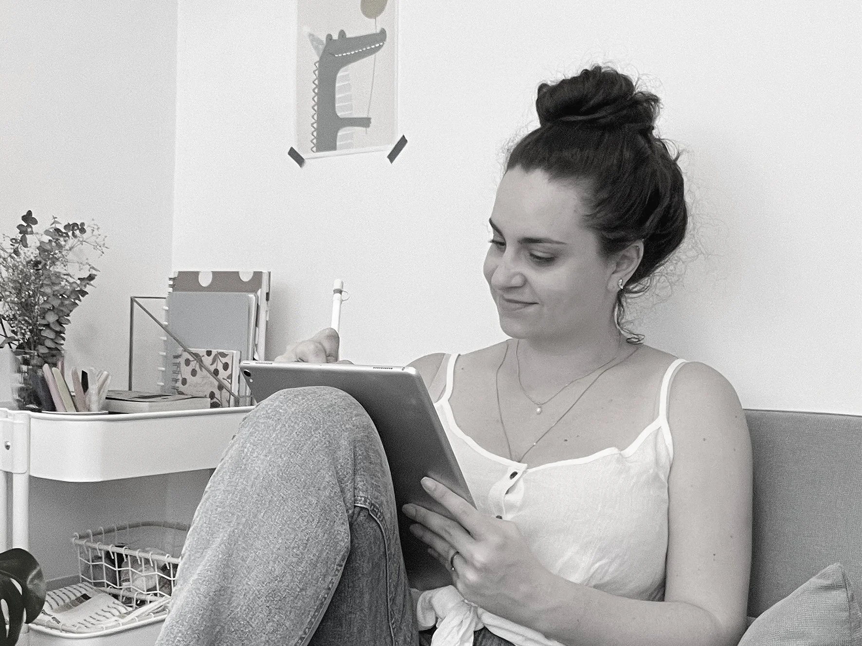 Mariana Curti para a Housed Wallpapers