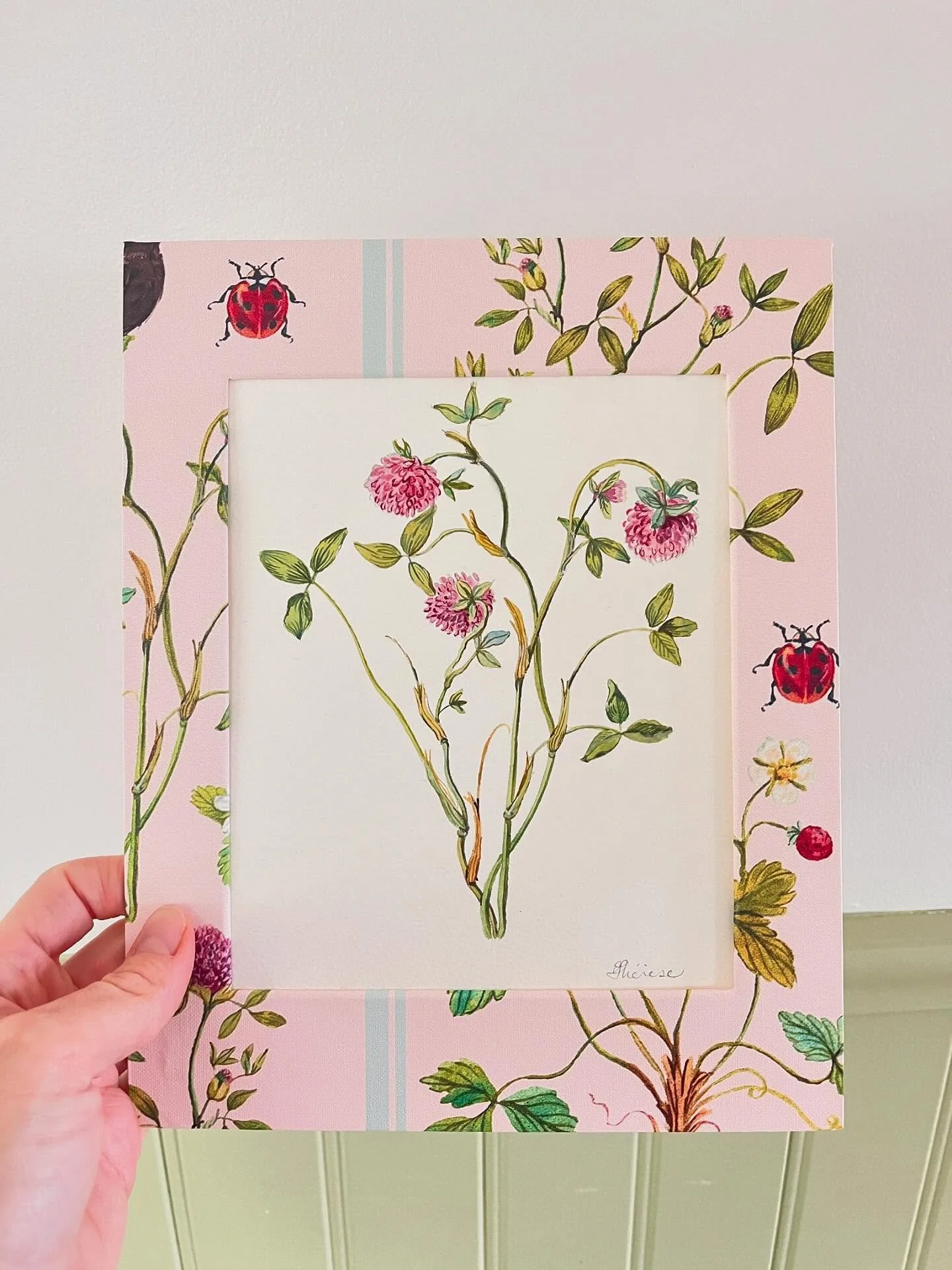 Ya I did! Stay tuned for the rest of these watercolours getting a face lift! 
.
.
.
#originalpaintings #cottagecoreaesthetics #countrygarden #vintagestylehome #vintagestyledecor #surfacepatterndesign #botanicalillustration #victorianinspired #slowart