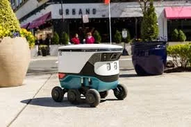 A Slice of Innovation: How AI, Robotics, and Smart Business Strategy Saved a Local Pizza Shop