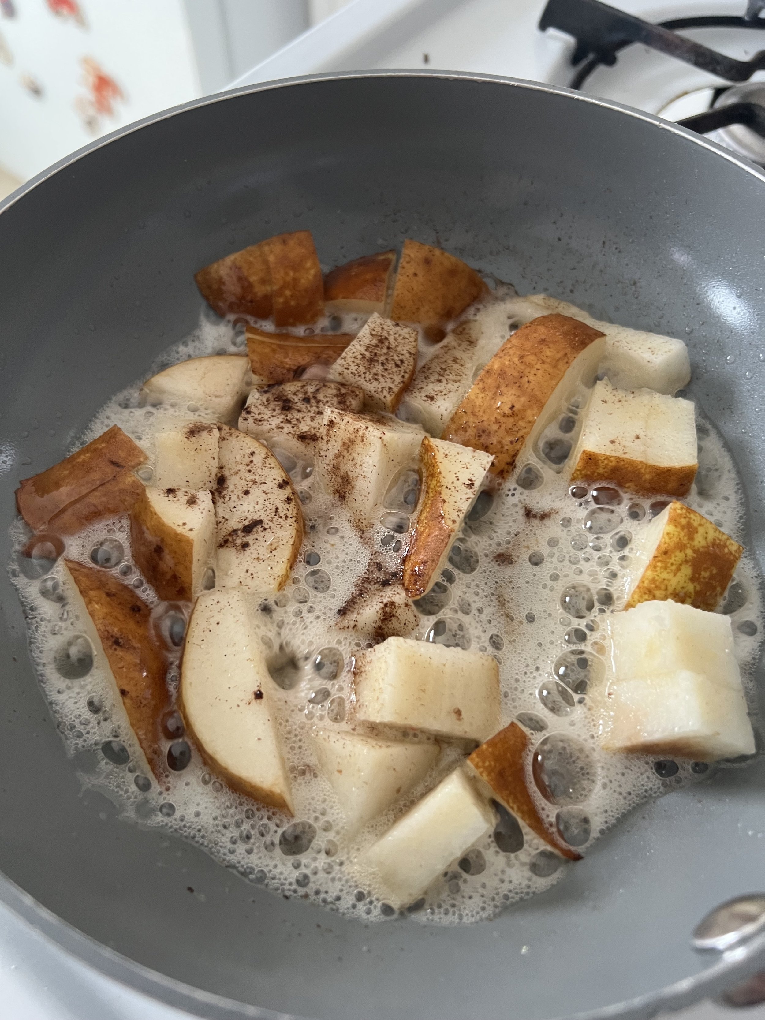 Why Sautéed or Stewed Fruits Are Better Than Raw Fruit in Winter