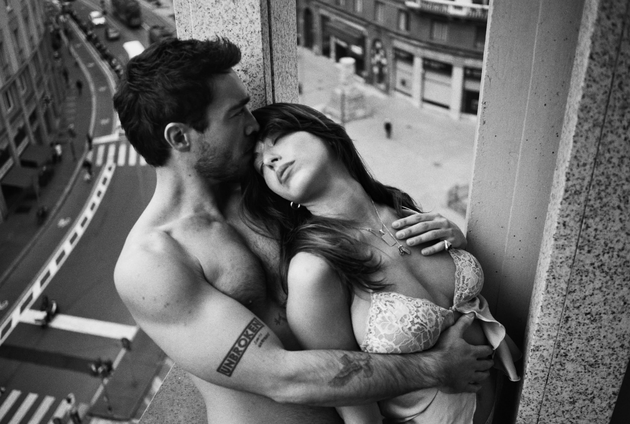 COPPIA_BALCONE 1.jpg