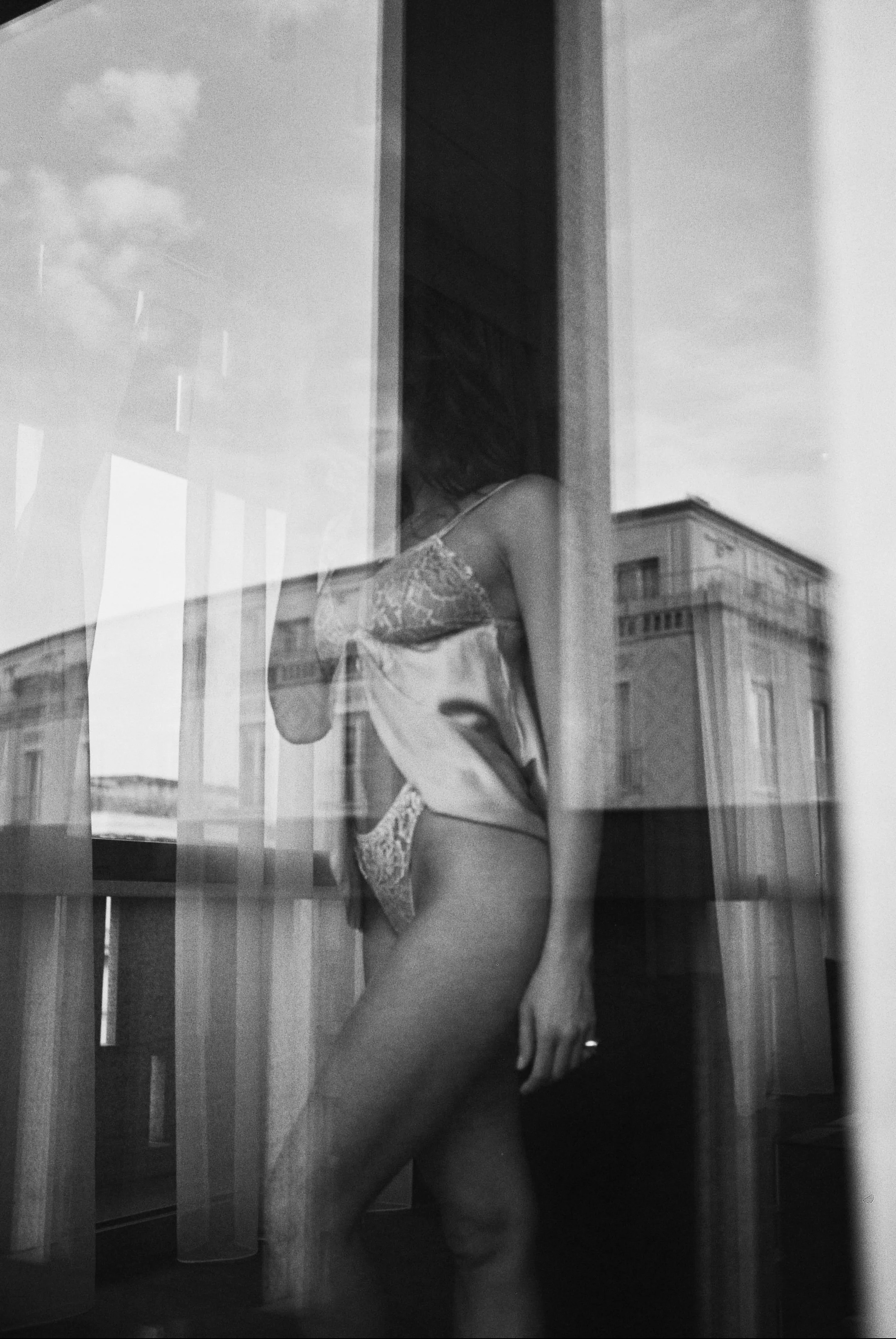 AINHOA_SALONE 29.jpg