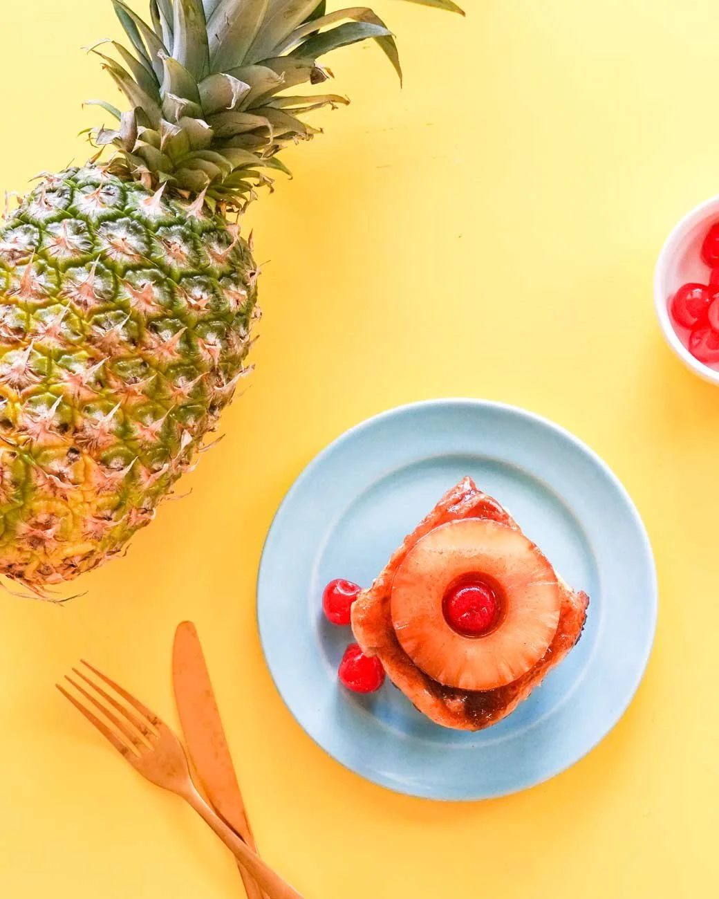 01_pineappleupsidedowncinnamonroll1_9780310458272.jpg