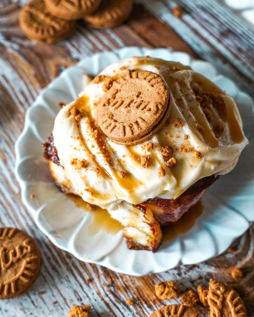 Biscoff-Cookie-Roll-1.jpg