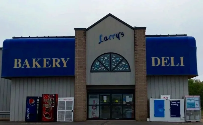 Community Builders: Larry's Family Foods