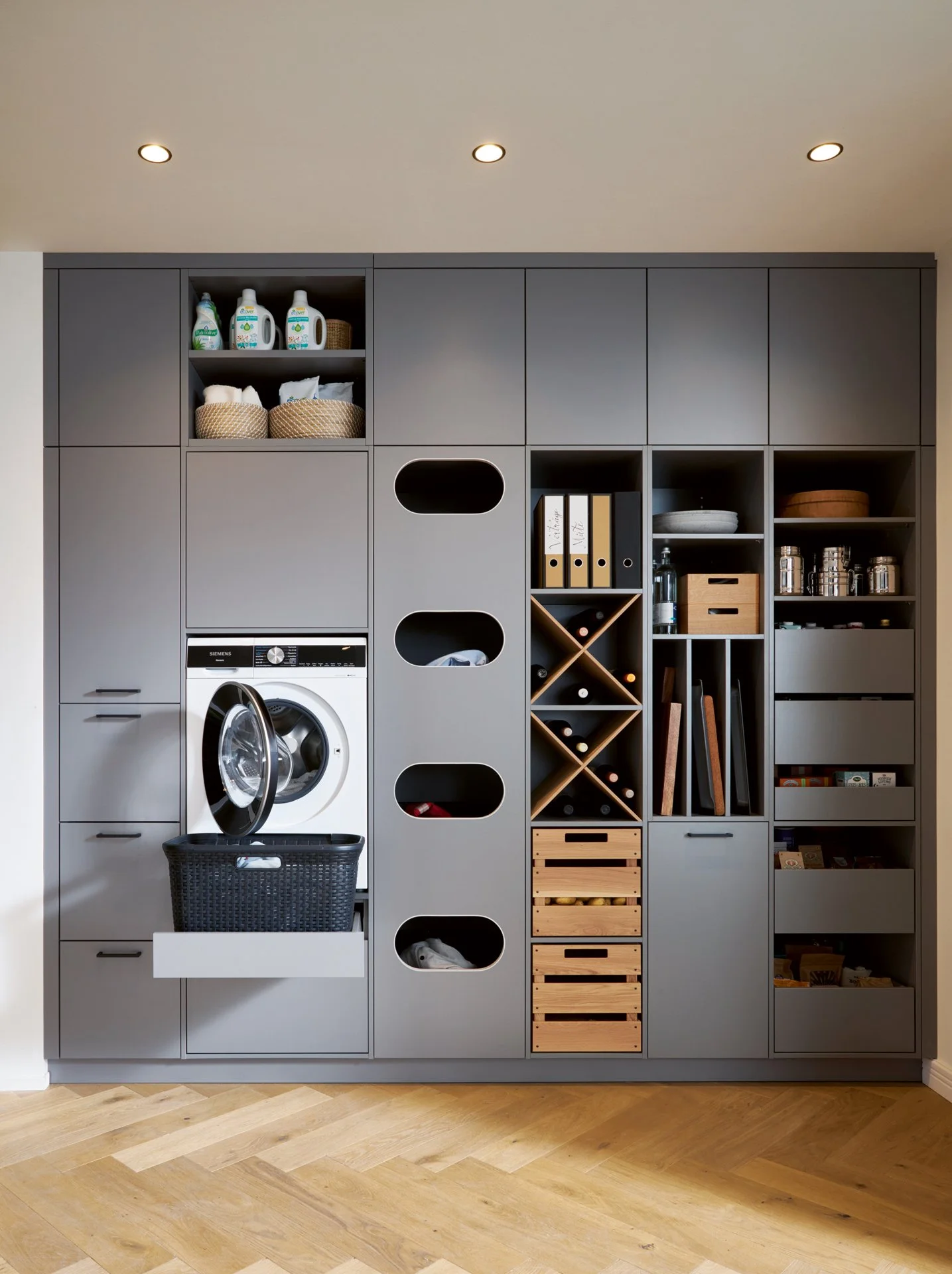 modern utility room .jpg