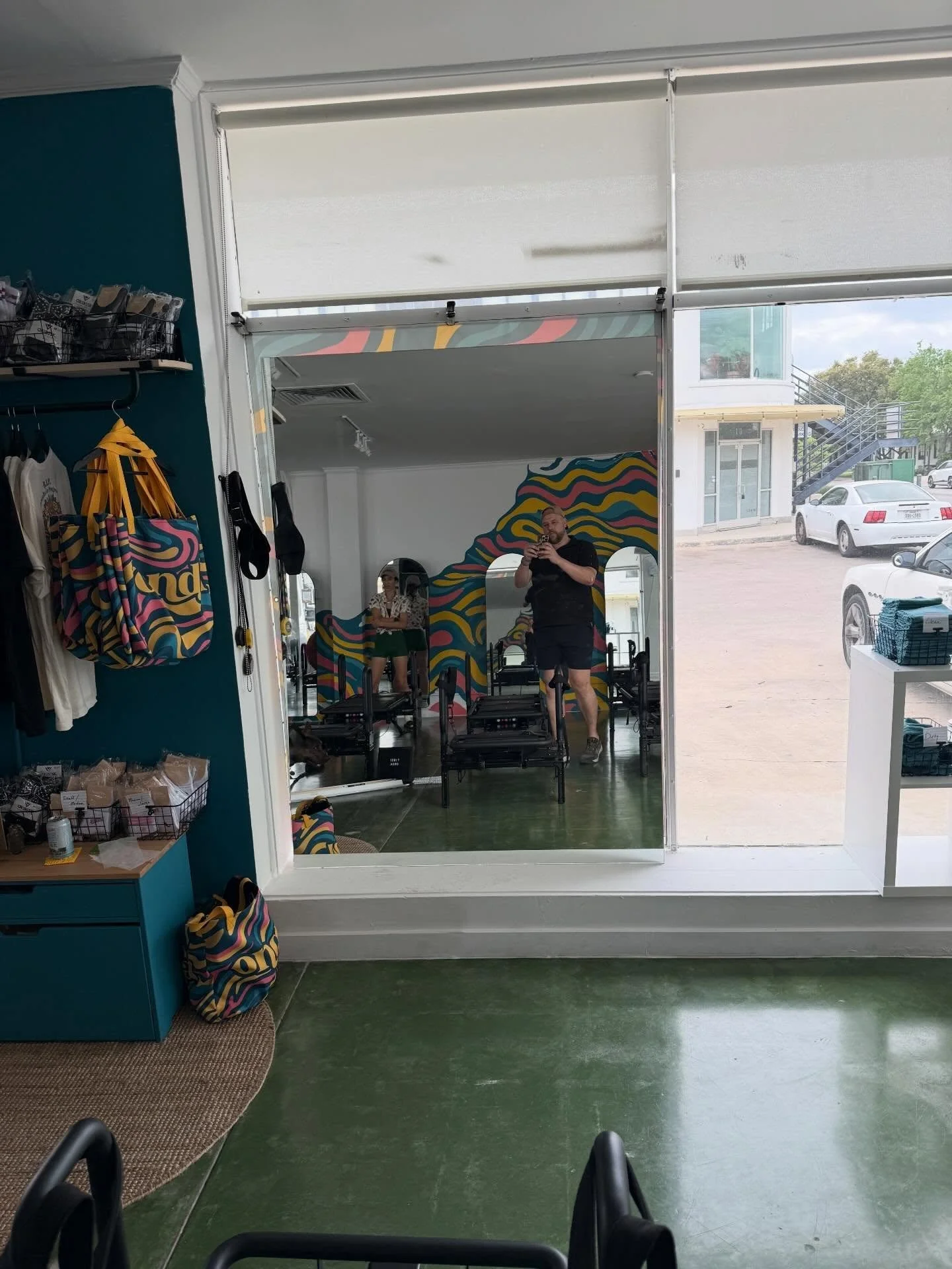 Form and Function. Mirrors add space and provide functionality to any gym. @lagreeonda