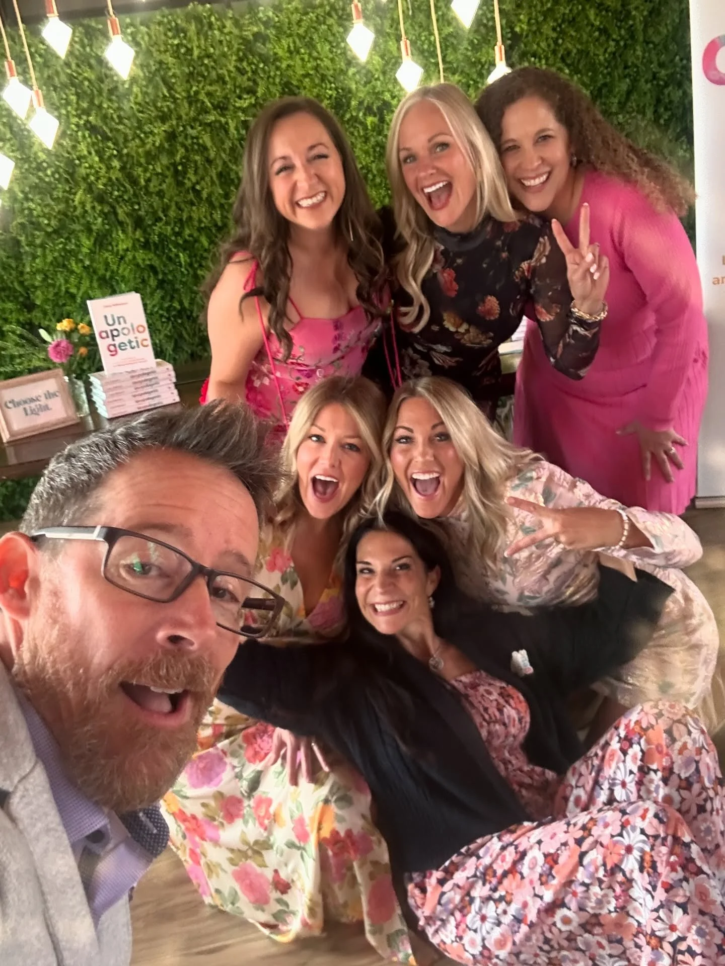 A day to remember! 🎉🥳
Congrats to @cassy__williamson on her incredible book launch—we’re so proud of you! 
📖 Go grab your copy for yourself, a coworker, a family member, a friend… anyone who is ready to be inspired and grow. ?