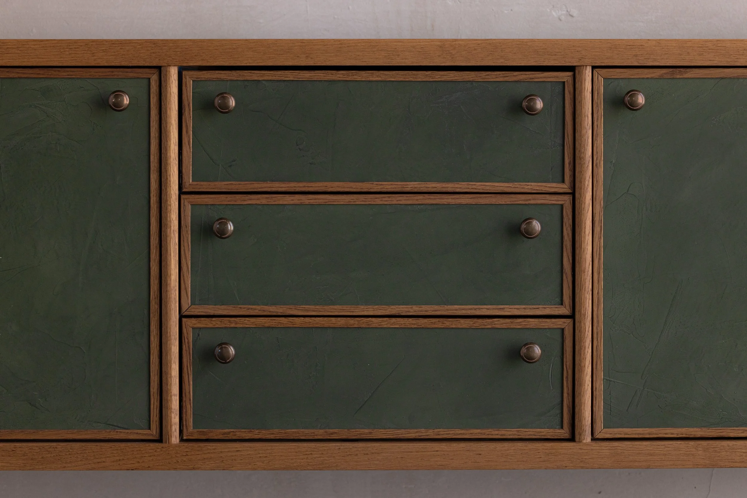 Fumed Oak w/ Olive Green Venetian Plaster