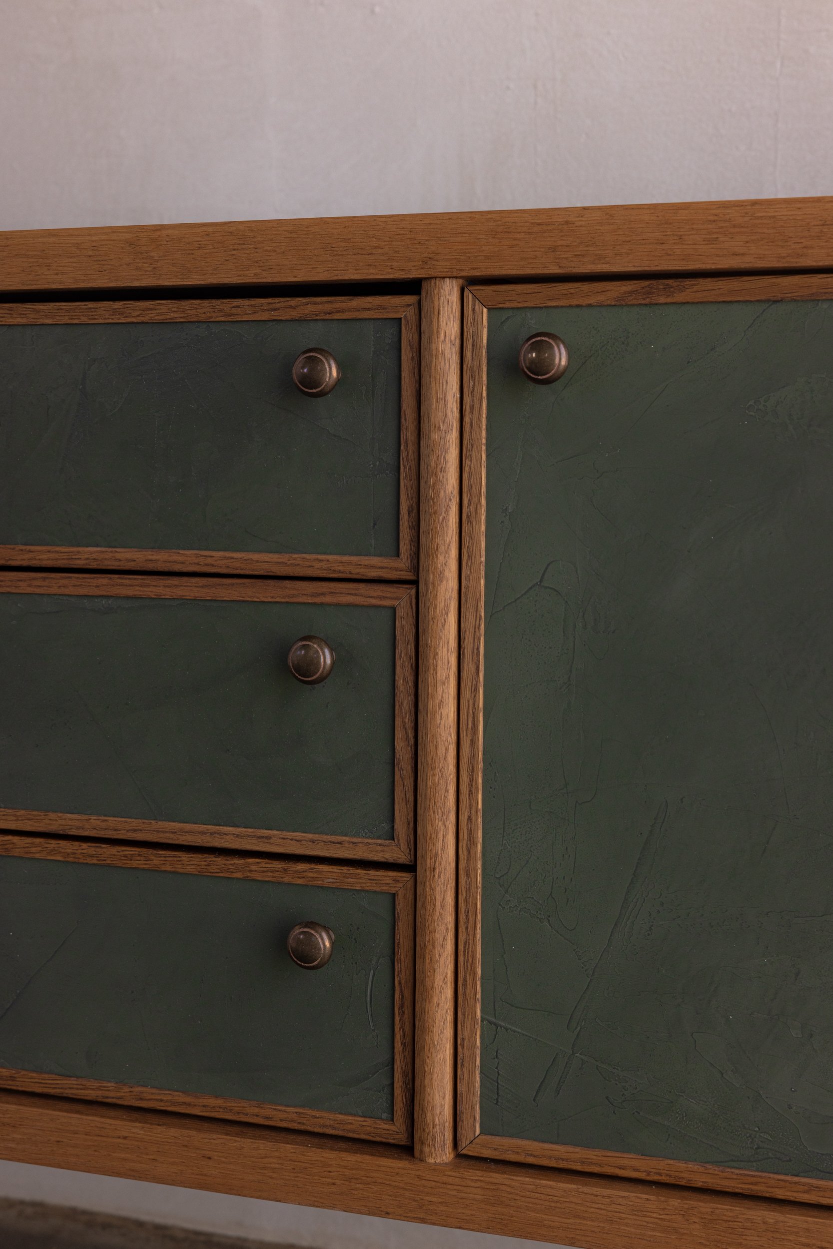 Fumed Oak w/ Olive Green Venetian Plaster