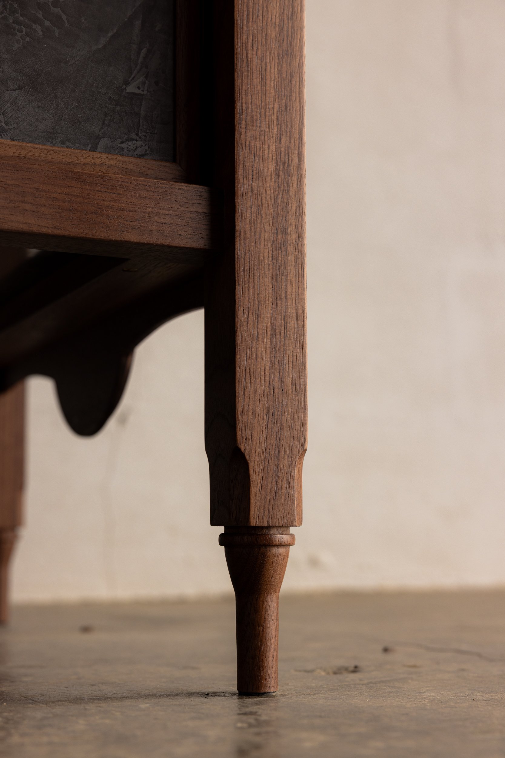Oiled Walnut w/ Off Black Venetian Plaster