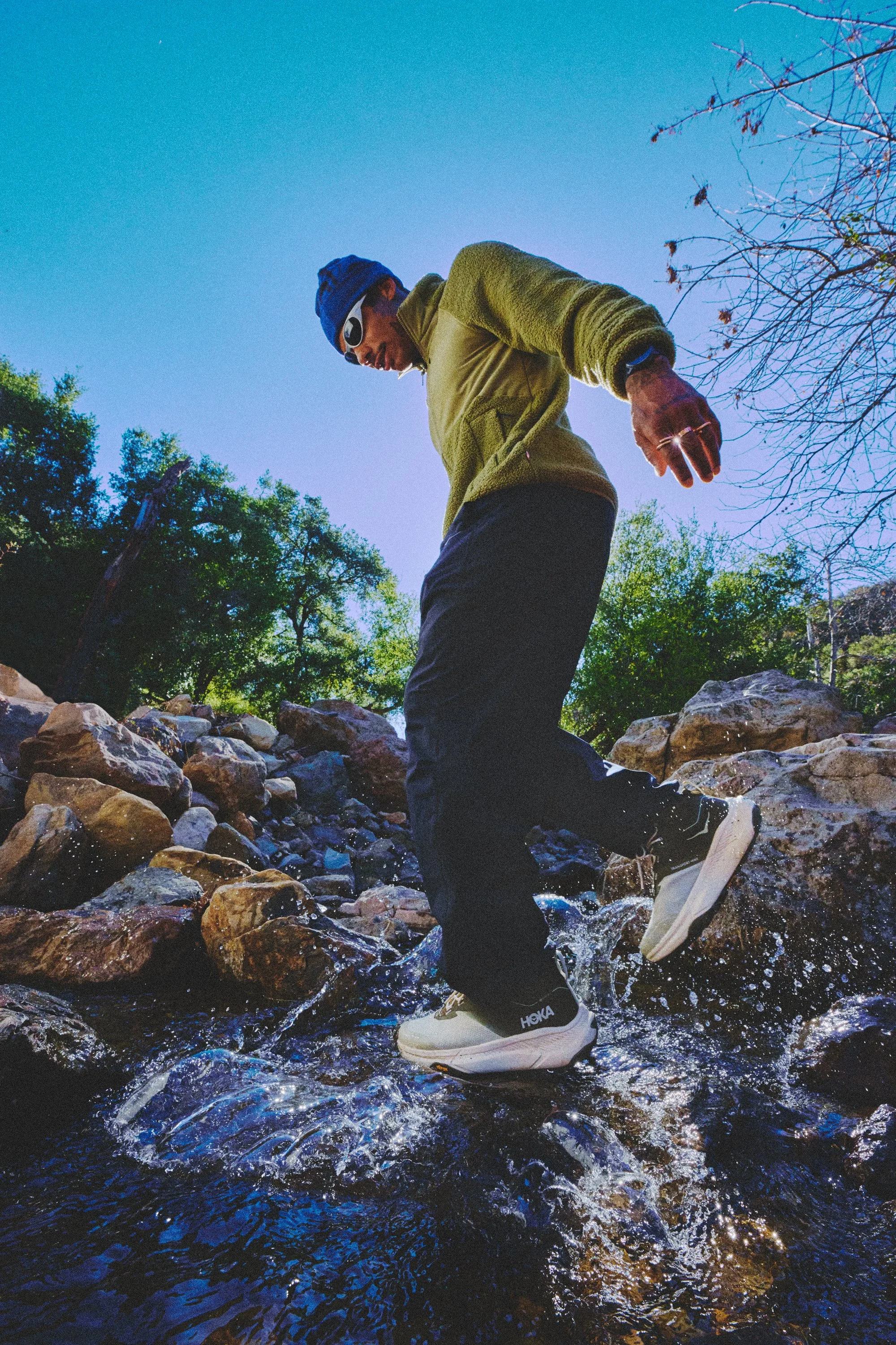 HOKA_F25_M_TransportHike GTX_Global_HERO_LG_0840.JPEG