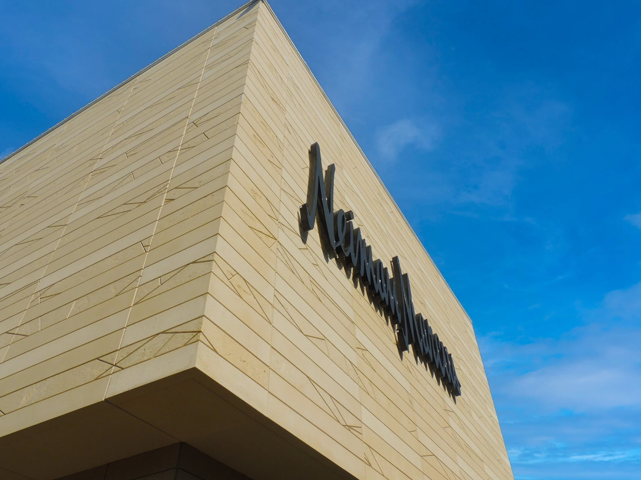 Neiman Marcus Fort Worth 15236_N2_mrlandscape.jpg