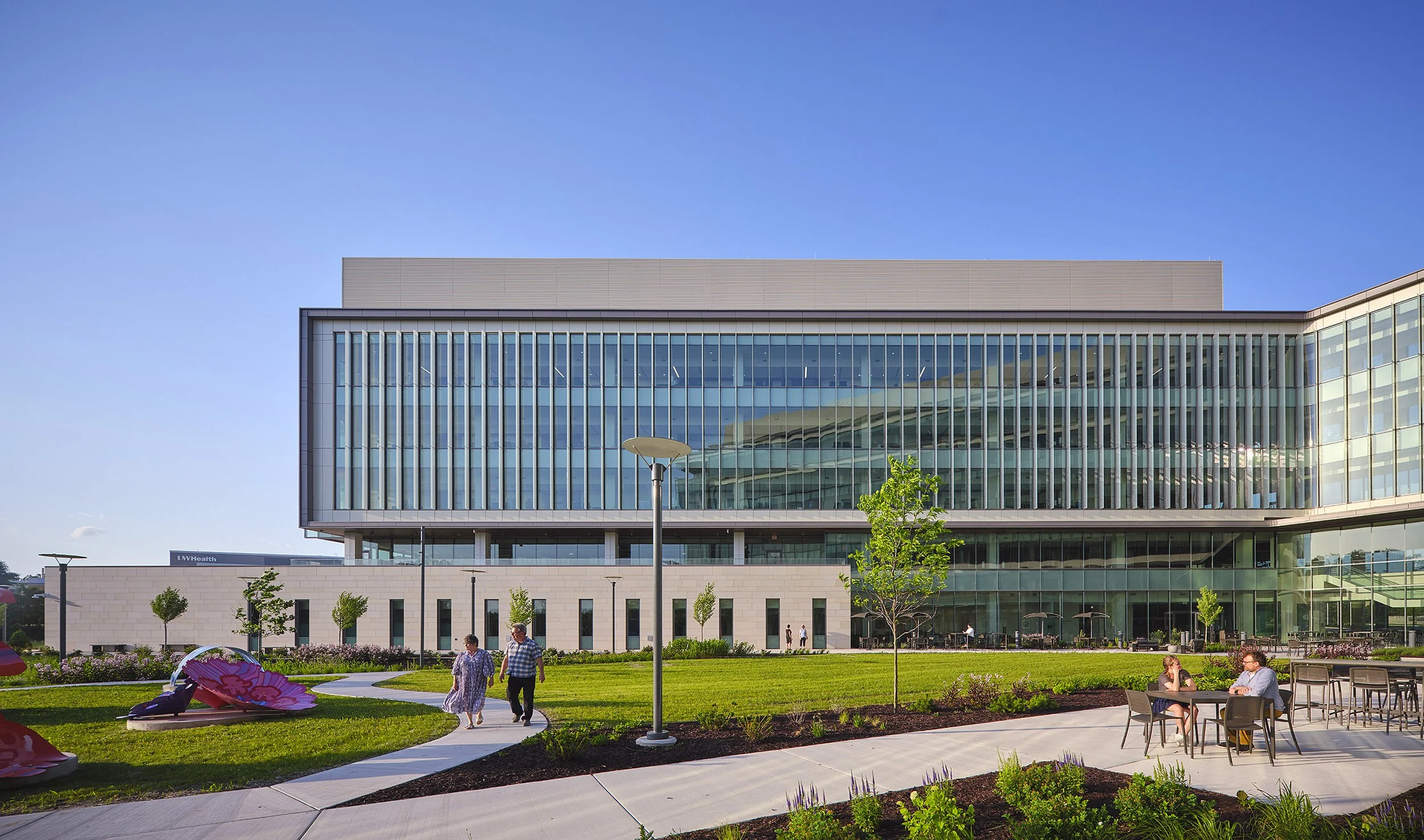 UW Health Eastpark 7683_N42_hrlandscape-1.jpg