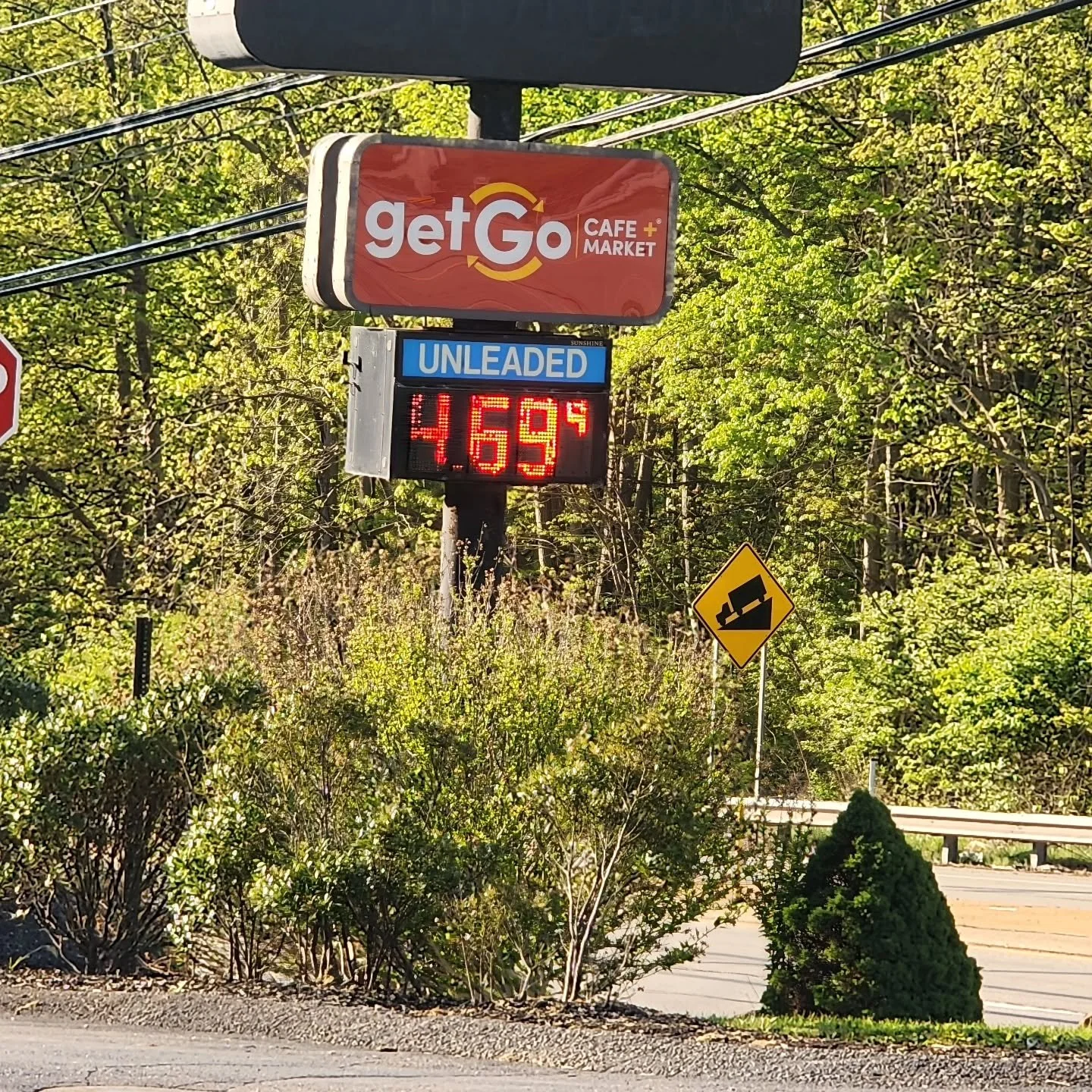 Cant even say his comments are laughable. 

In his voice... Gas prices are the lowest ever. Gas. What a like able word. Almost as likeable as gold. As he nods off.