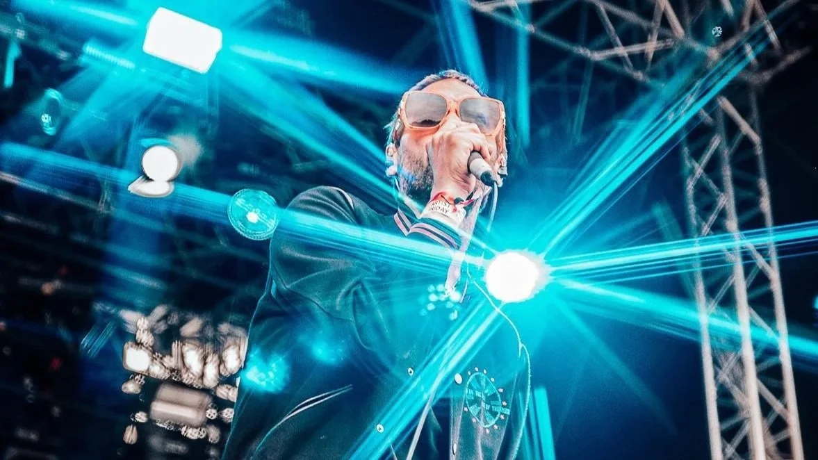 Tom Meighan (plus Special Guests)