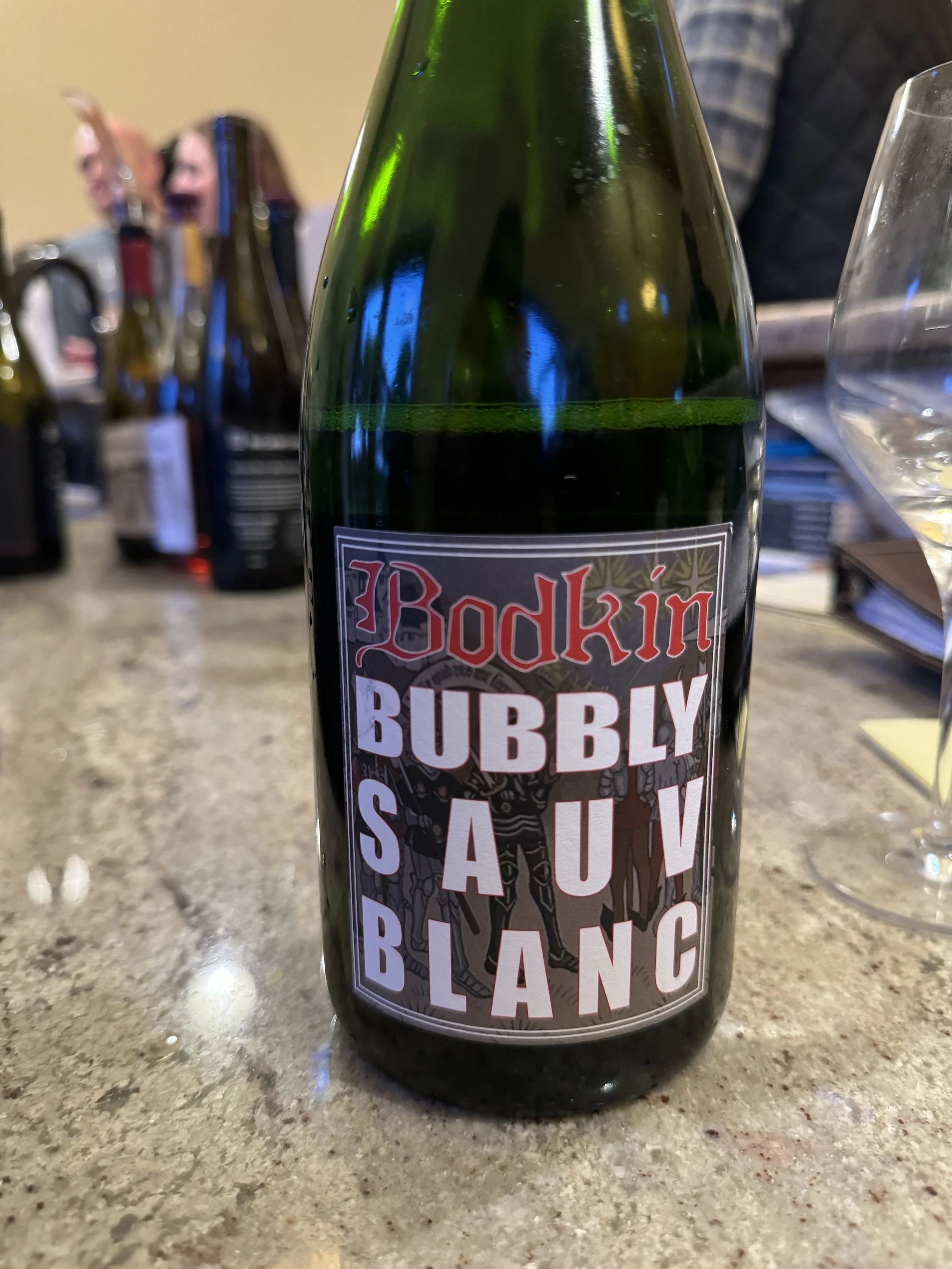 Bodkin-bubbly-Sauv-Blanc.JPG