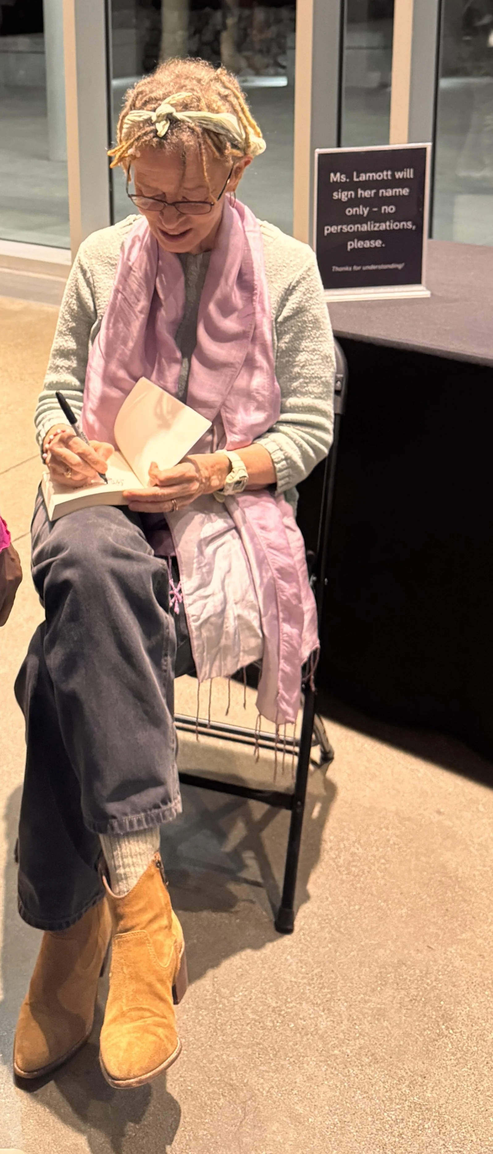 Anne-Lamott-signing.JPG