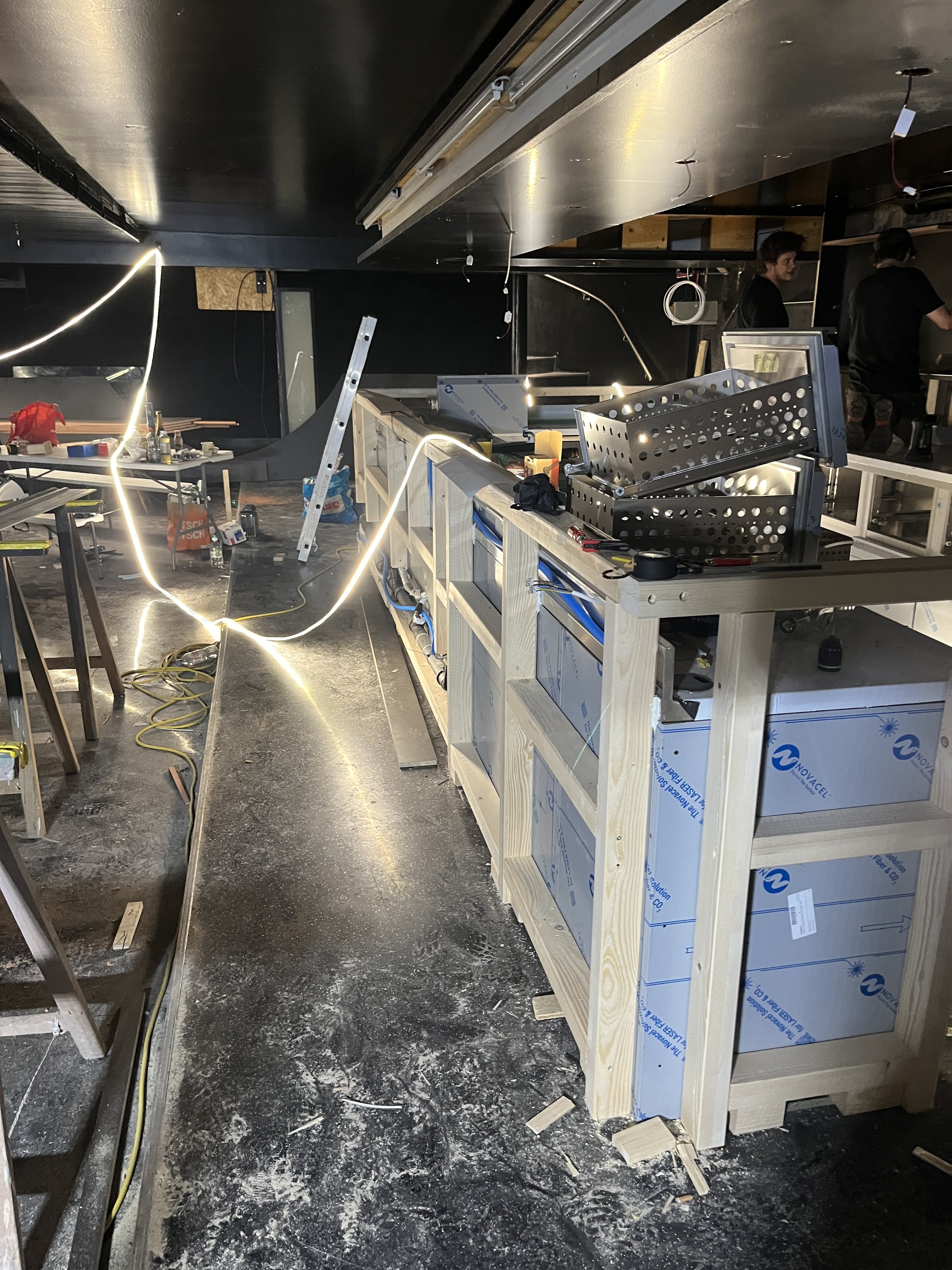Avant - Bar