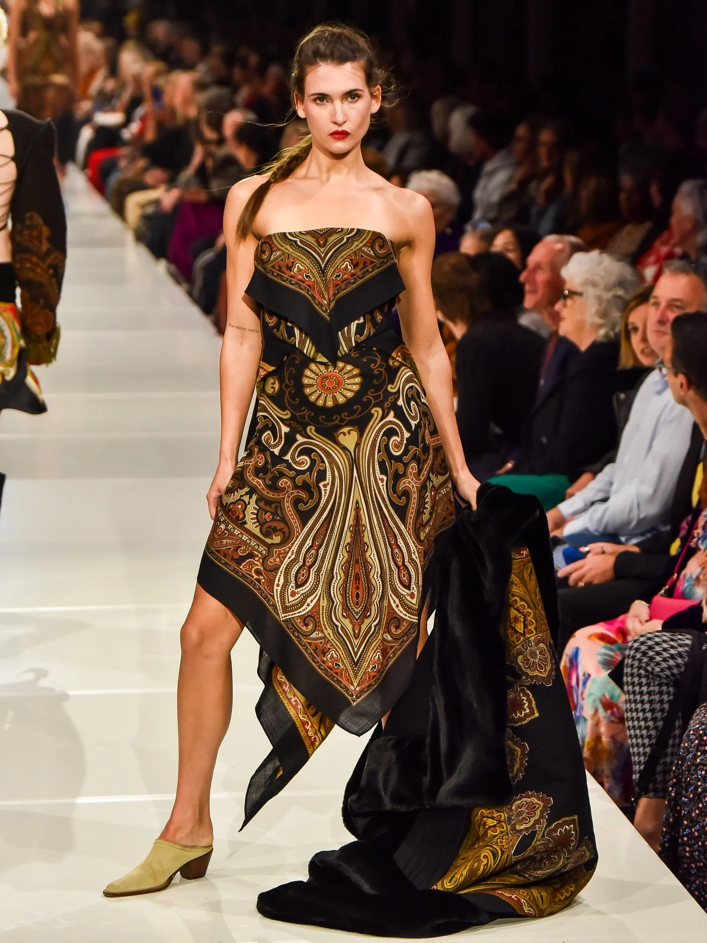 iD International Emerging Designer Finalists // VOL. 5

ZHEYI RUAN, Massey University, Aotearoa New Zealand @zheyi.ruan

YU TUNG HSU, Shih Chien University, Taiwan @yth_2

Photos courtesy of Seen in Dunedin 

#emergingdesigner #emergingfashion #duned