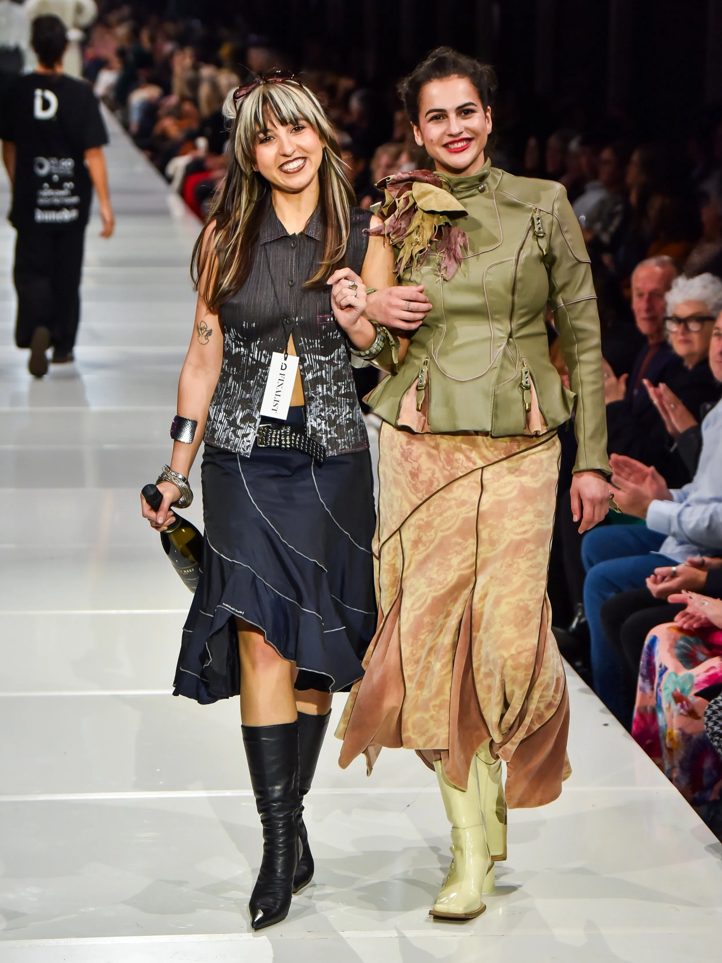 THIS COULD BE YOU ✨

One month to go before Round 1 entries close for the 2027 iD International Emerging Designer Awards, in partnership with @otagopolytechnic 🚀

Who can enter?
Emerging designers from New Zealand and around the globe, currently stu