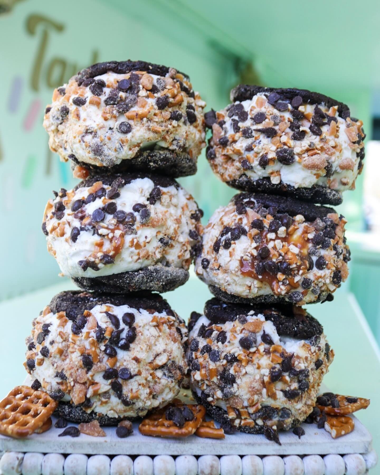 &bull;🍺🥨🍫BEERFEST THIS SATURDAY! make sure to stop by the truck for one of these incredible specialty sandwiches - brownie cookies with salted caramel choc covered pretzel ice cream rolled in heath chocolate pretzel crunch🍫🥨🍺&bull;
