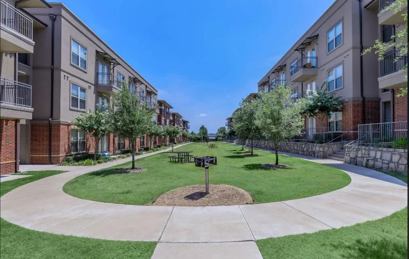 Midtown CedarHill.jpg