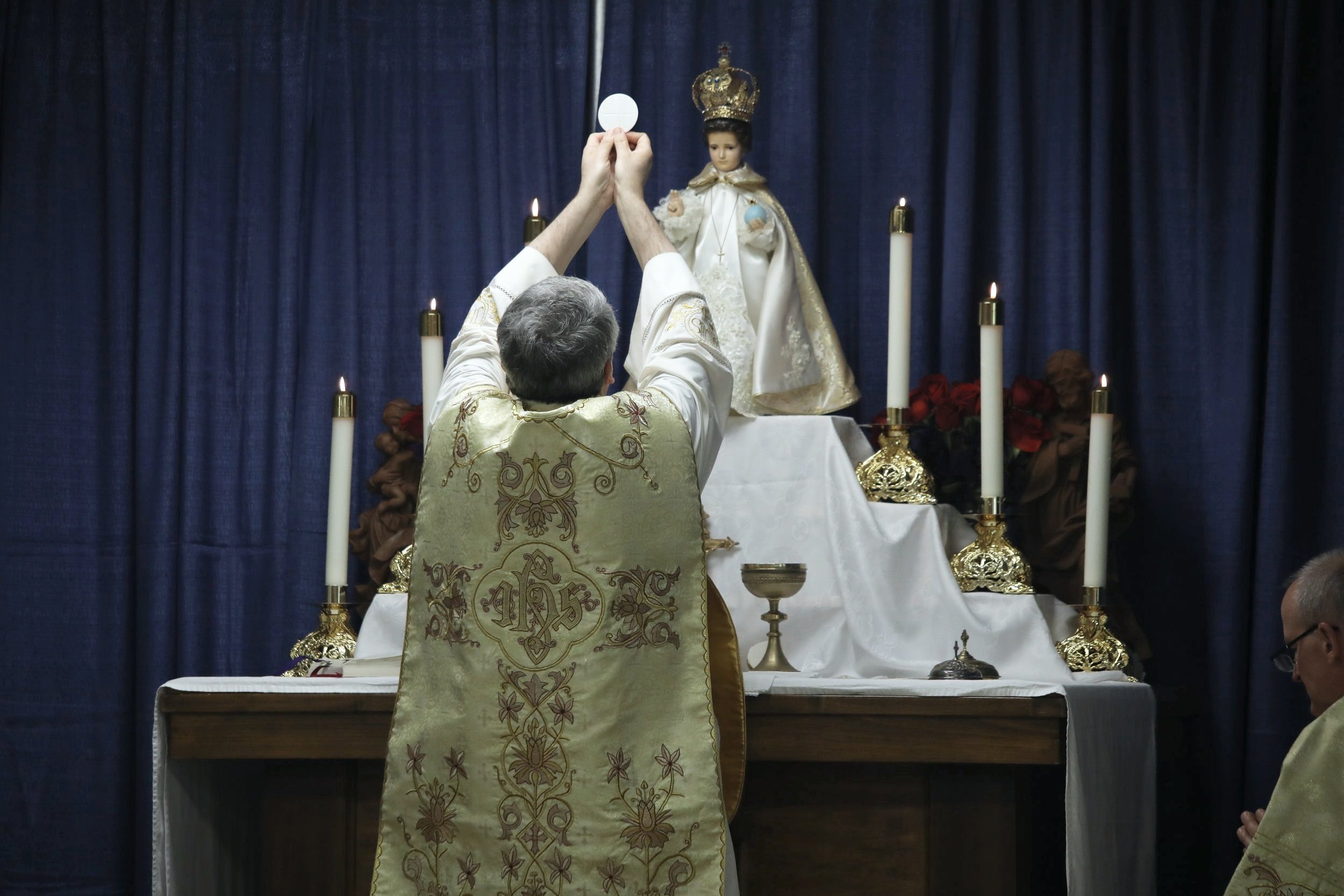 04 Mass - 60.jpg