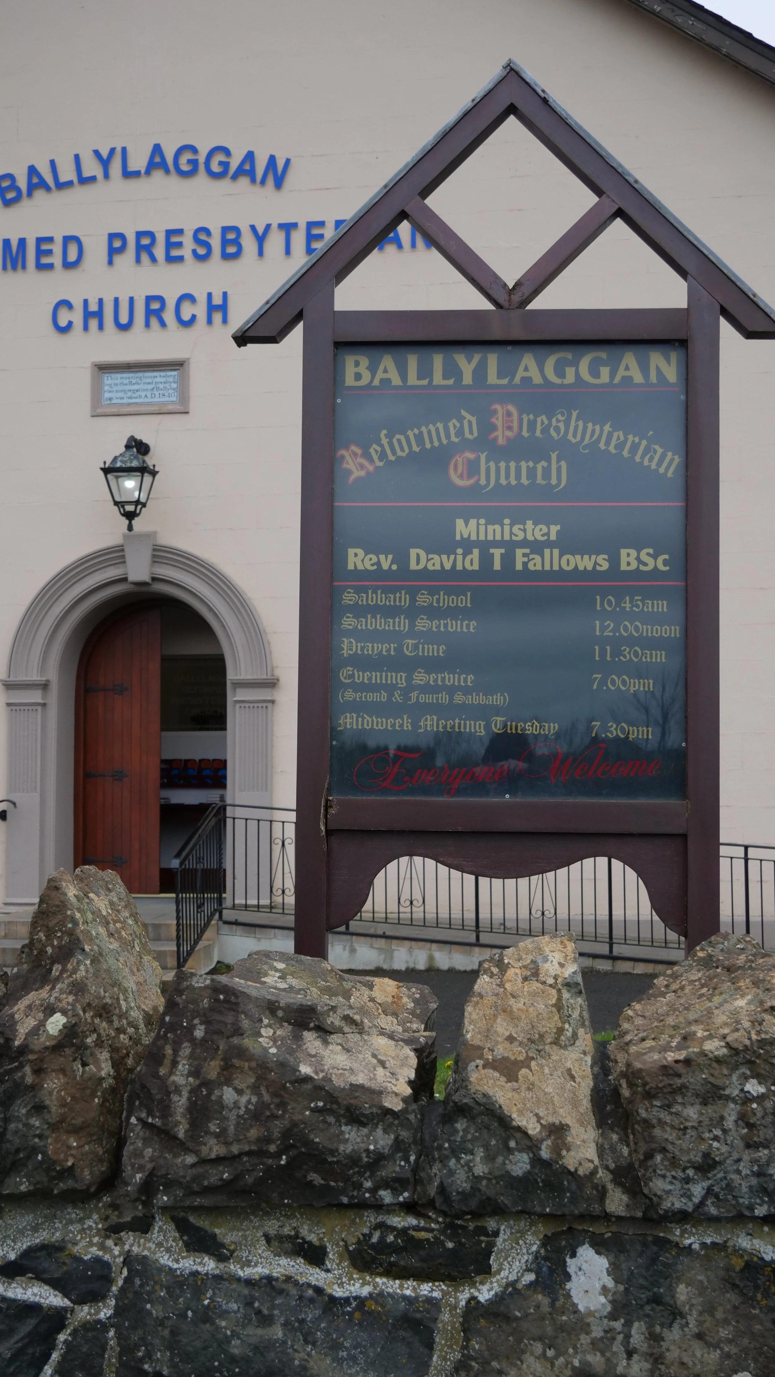 Ballylaggan Reformed Presbyterian Church noticeboard and front entrance, Aghadowey