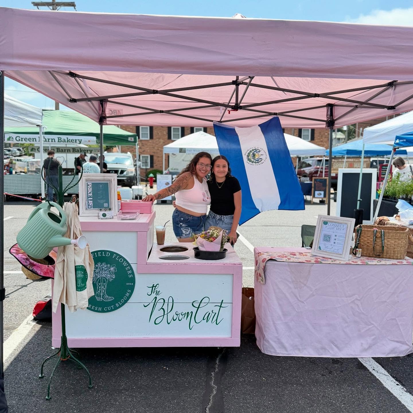 Sold Out Today. But this time, it meant more. 💐

Today was a big day at the Culpeper Farmers Market. It&rsquo;s American Grown Flowers Week, and all the local flower vendors showed up in full bloom. I won&rsquo;t lie&mdash;I was nervous. I questione