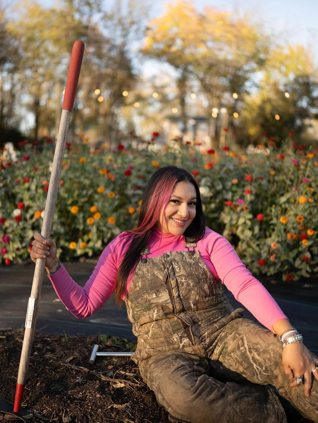 🎂🌸 Today is my birthday! 🌸🎂

As a thank you for all the love and support you&rsquo;ve shown my small flower farm, I wanted to do something a little different.

One lucky winner will receive a private flower-picking experience at Azalea Field Flow